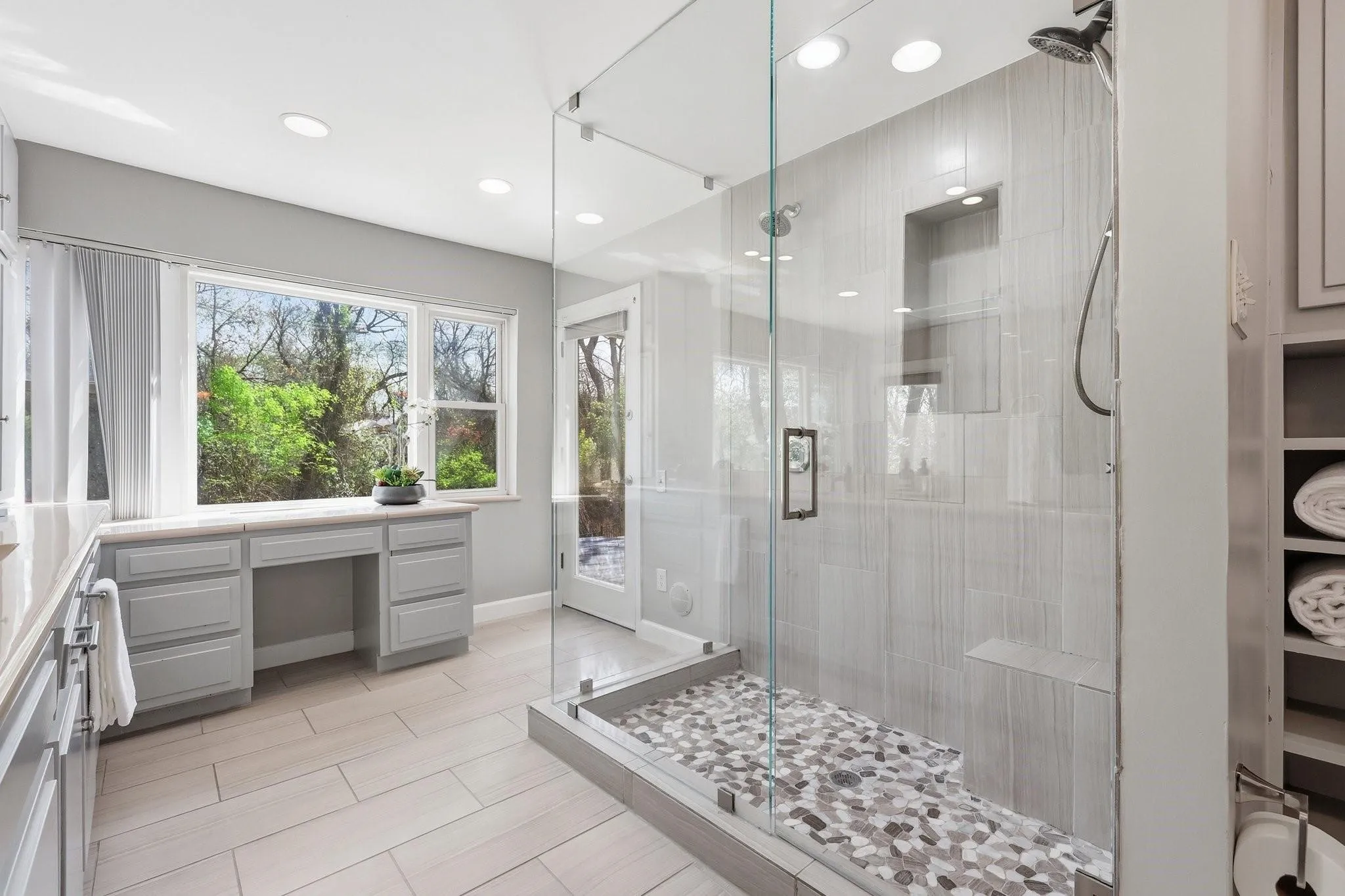 Primary bath