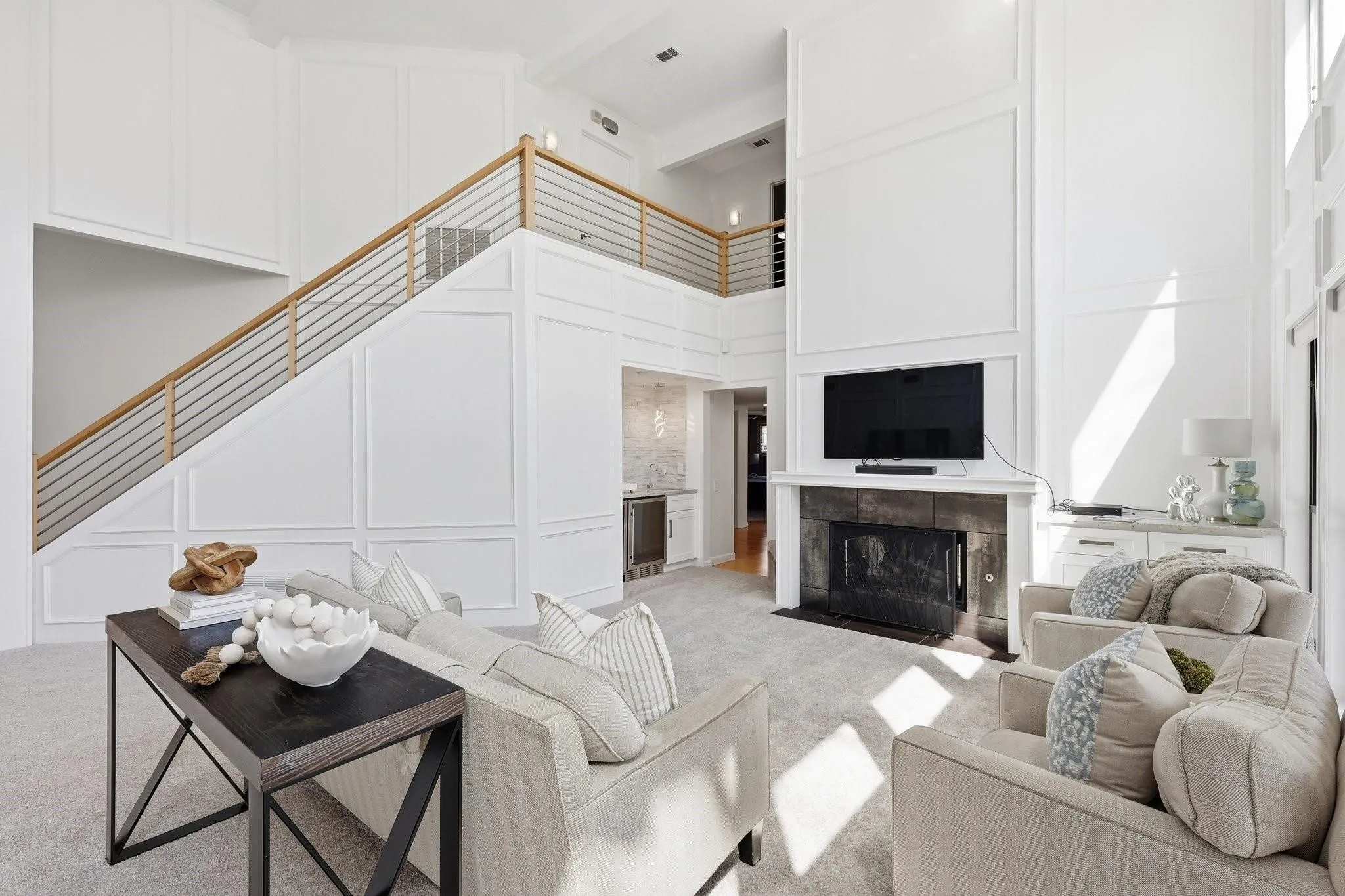 Single Family Residence For Sale in Dallas County , 3718 Wooded Creek Drive, Farmers Branch, Texas 75244, 4 Bedroom, 3 Bathroom, 2 Garage spaces, 2,850 Sqft, built in 1977, mls#21395422, Real Estate Agent in Farmers Branch, Homes For Sale in Dallas county, Homes For Sale in Farmers Branch, Realtor in Farmers Branch Texas, Real Estate Brokerage Independent Realty Texas, Luminita Cordes Realtor