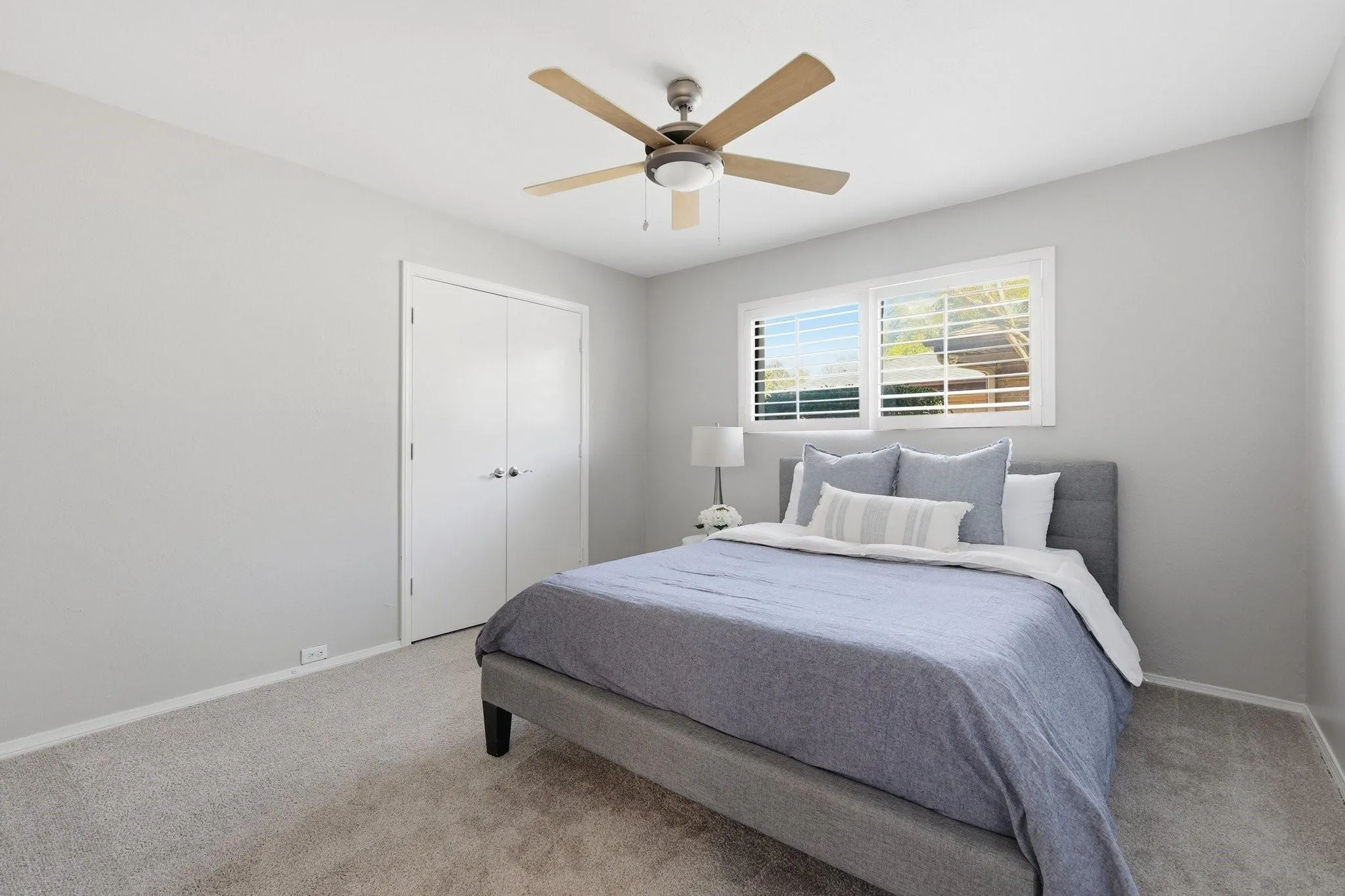 Single Family Residence For Sale in Dallas County , 3718 Wooded Creek Drive, Farmers Branch, Texas 75244, 4 Bedroom, 3 Bathroom, 2 Garage spaces, 2,850 Sqft, built in 1977, mls#21395422, Real Estate Agent in Farmers Branch, Homes For Sale in Dallas county, Homes For Sale in Farmers Branch, Realtor in Farmers Branch Texas, Real Estate Brokerage Independent Realty Texas, Luminita Cordes Realtor