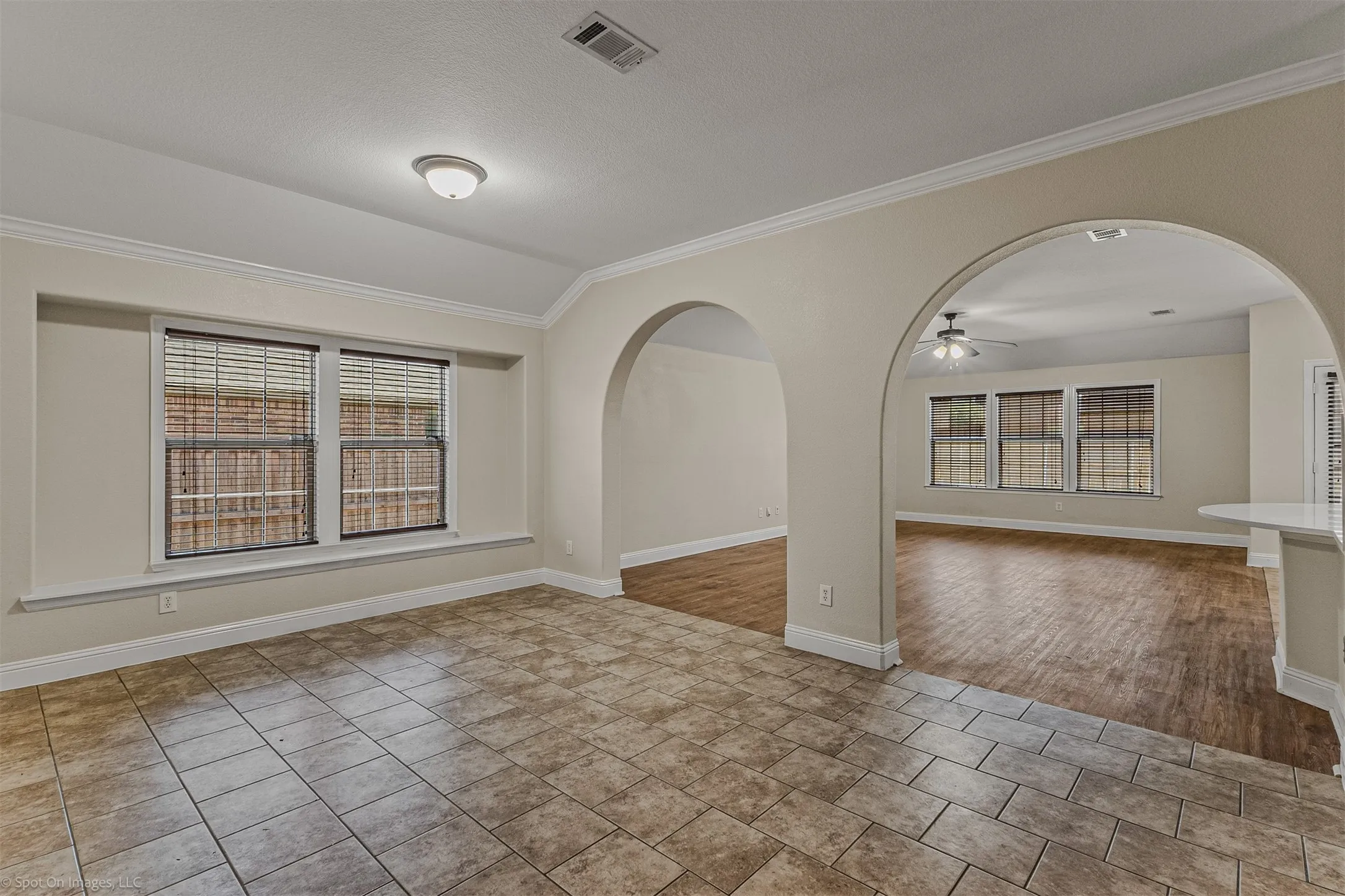 Single Family Residence For Sale in Kaufman County , 3005 Flowering Springs Drive, Forney, Texas 75126, 3 Bedroom, 2 Bathroom, 2 Garage spaces, 2,108 Sqft, built in 2012, mls#21394146, Real Estate Agent in Forney, Homes For Sale in Kaufman county, Homes For Sale in Forney, Realtor in Forney Texas, Real Estate Brokerage Independent Realty Texas, Luminita Cordes Realtor