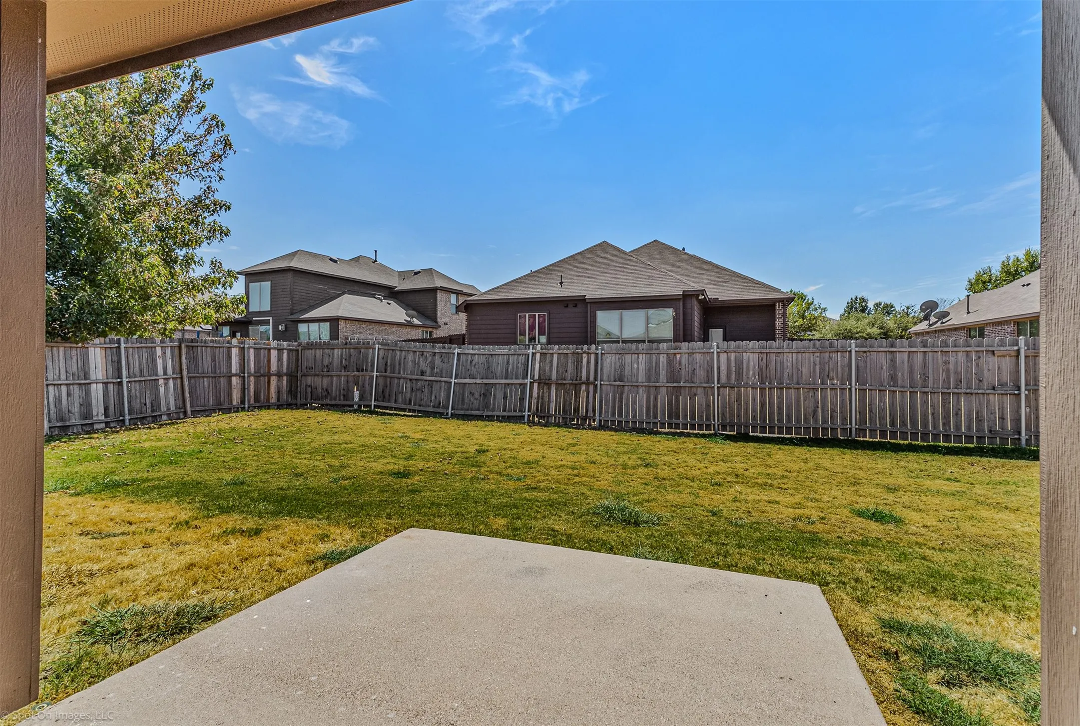 Single Family Residence For Sale in Kaufman County , 3005 Flowering Springs Drive, Forney, Texas 75126, 3 Bedroom, 2 Bathroom, 2 Garage spaces, 2,108 Sqft, built in 2012, mls#21394146, Real Estate Agent in Forney, Homes For Sale in Kaufman county, Homes For Sale in Forney, Realtor in Forney Texas, Real Estate Brokerage Independent Realty Texas, Luminita Cordes Realtor