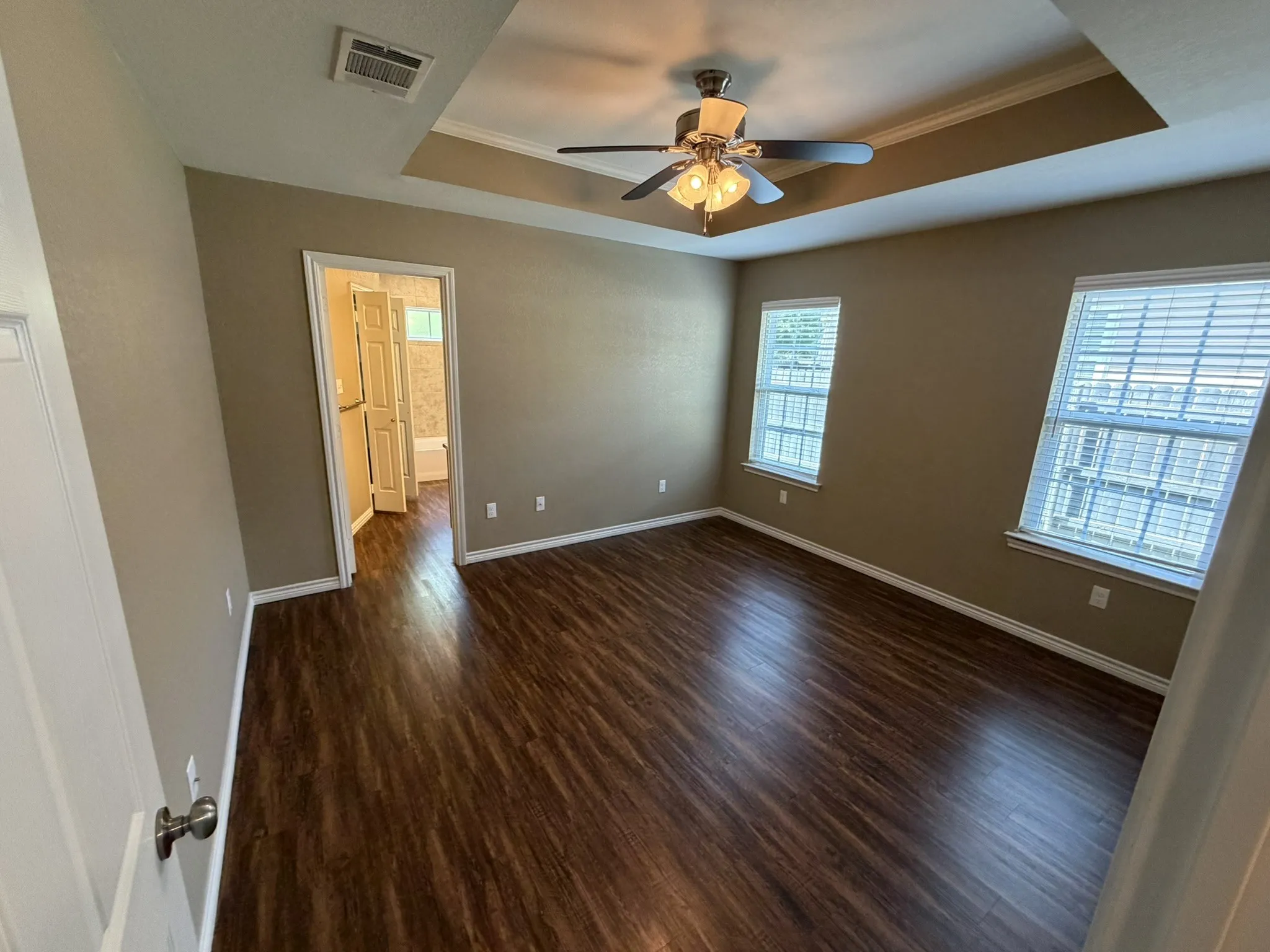 Single Family Residence For Sale in Van Zandt County , 555 Foster, Canton, Texas 75103, 3 Bedroom, 2 Bathroom, 2 Garage spaces, 1,463 Sqft, built in 2016, mls#21395218, Real Estate Agent in Canton, Homes For Sale in Van Zandt county, Homes For Sale in Canton, Realtor in Canton Texas, Real Estate Brokerage Independent Realty Texas, Luminita Cordes Realtor