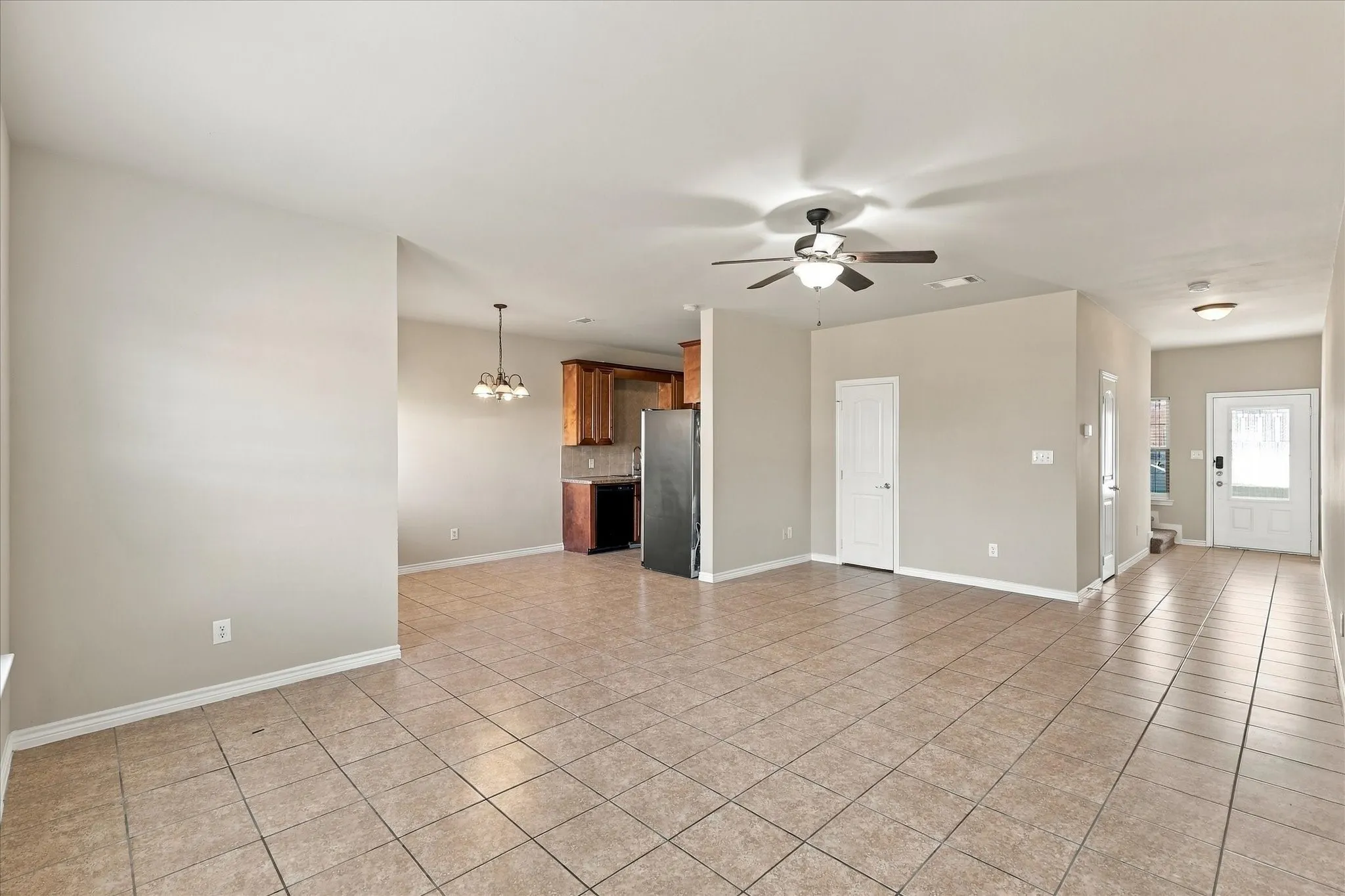 Single Family Residence For Sale in Collin County , 900 Parkplace Ridge, Princeton, Texas 75407, 3 Bedroom, 3 Bathroom, 2 Garage spaces, 1,568 Sqft, built in 2010, mls#21390579, Real Estate Agent in Princeton, Homes For Sale in Collin county, Homes For Sale in Princeton, Realtor in Princeton Texas, Real Estate Brokerage Independent Realty Texas, Luminita Cordes Realtor