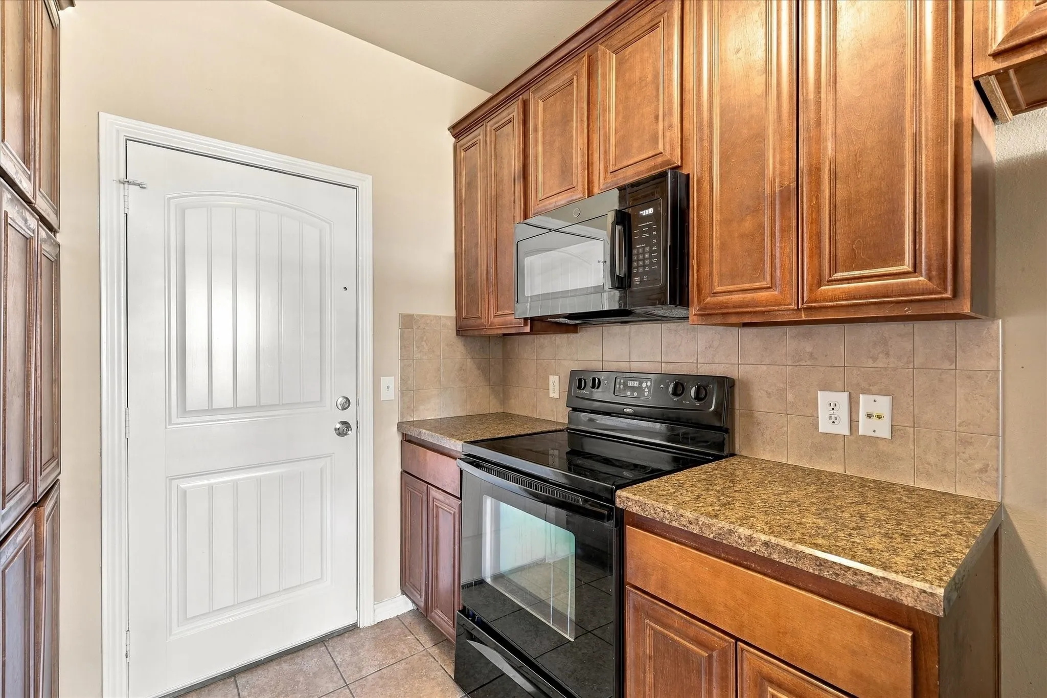 Single Family Residence For Sale in Collin County , 900 Parkplace Ridge, Princeton, Texas 75407, 3 Bedroom, 3 Bathroom, 2 Garage spaces, 1,568 Sqft, built in 2010, mls#21390579, Real Estate Agent in Princeton, Homes For Sale in Collin county, Homes For Sale in Princeton, Realtor in Princeton Texas, Real Estate Brokerage Independent Realty Texas, Luminita Cordes Realtor