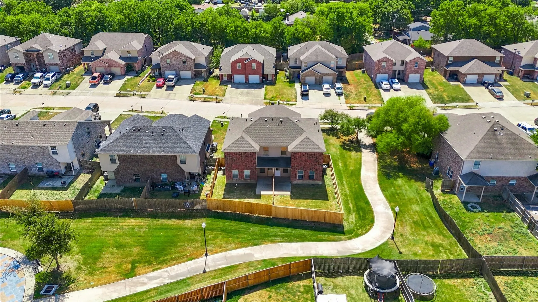 Single Family Residence For Sale in Collin County , 900 Parkplace Ridge, Princeton, Texas 75407, 3 Bedroom, 3 Bathroom, 2 Garage spaces, 1,568 Sqft, built in 2010, mls#21390579, Real Estate Agent in Princeton, Homes For Sale in Collin county, Homes For Sale in Princeton, Realtor in Princeton Texas, Real Estate Brokerage Independent Realty Texas, Luminita Cordes Realtor