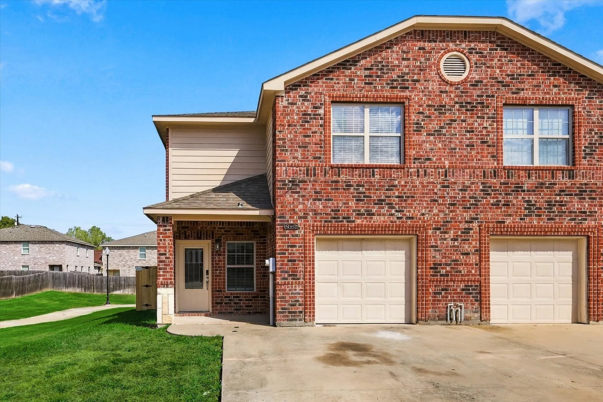 Single Family Residence For Sale in Collin County , 900 Parkplace Ridge, Princeton, Texas 75407, 3 Bedroom, 3 Bathroom, 2 Garage spaces, 1,568 Sqft, built in 2010, mls#21390579, Real Estate Agent in Princeton, Homes For Sale in Collin county, Homes For Sale in Princeton, Realtor in Princeton Texas, Real Estate Brokerage Independent Realty Texas, Luminita Cordes Realtor