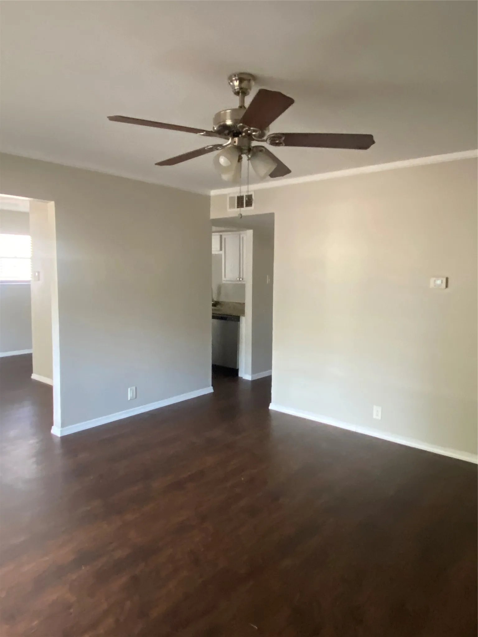 Single Family Residence For Rent in Dallas County , 417 Goldwood Drive, Dallas, Texas 75232, 3 Bedroom, 2 Bathroom, 1 Garage spaces, 1,154 Sqft, built in 1956, mls#21395434, Real Estate Agent in Dallas, Homes For Rent in Dallas county, Homes For Rent in Dallas, Realtor in Dallas Texas, Real Estate Brokerage Independent Realty Texas, Luminita Cordes Realtor
