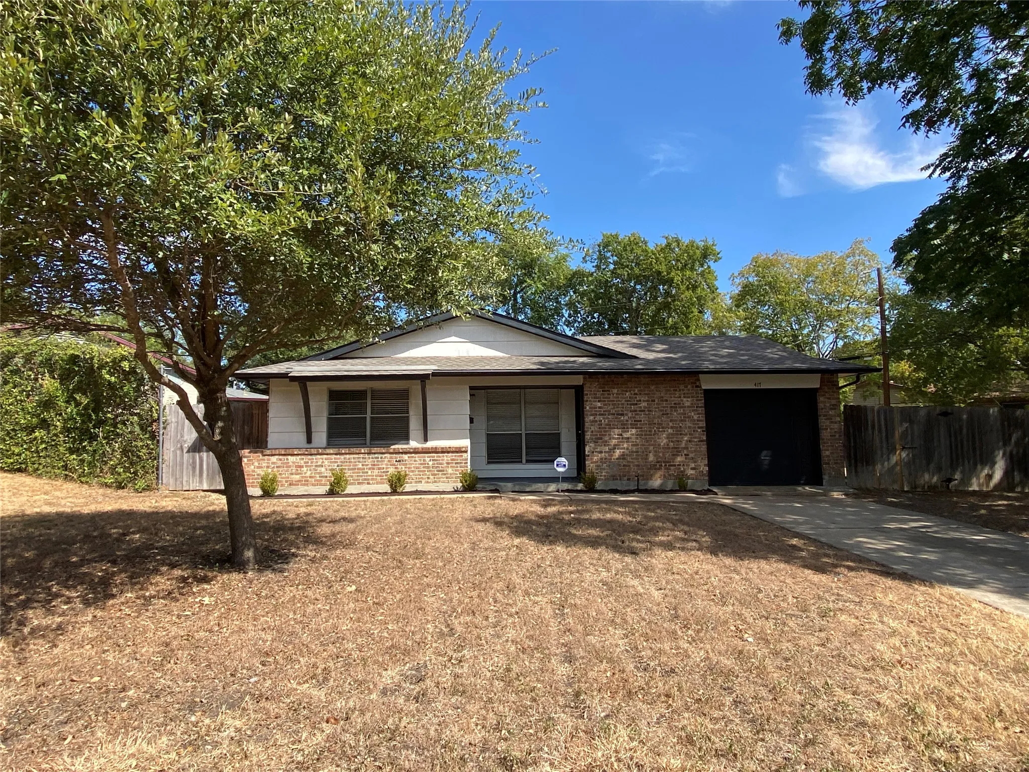 Single Family Residence For Rent