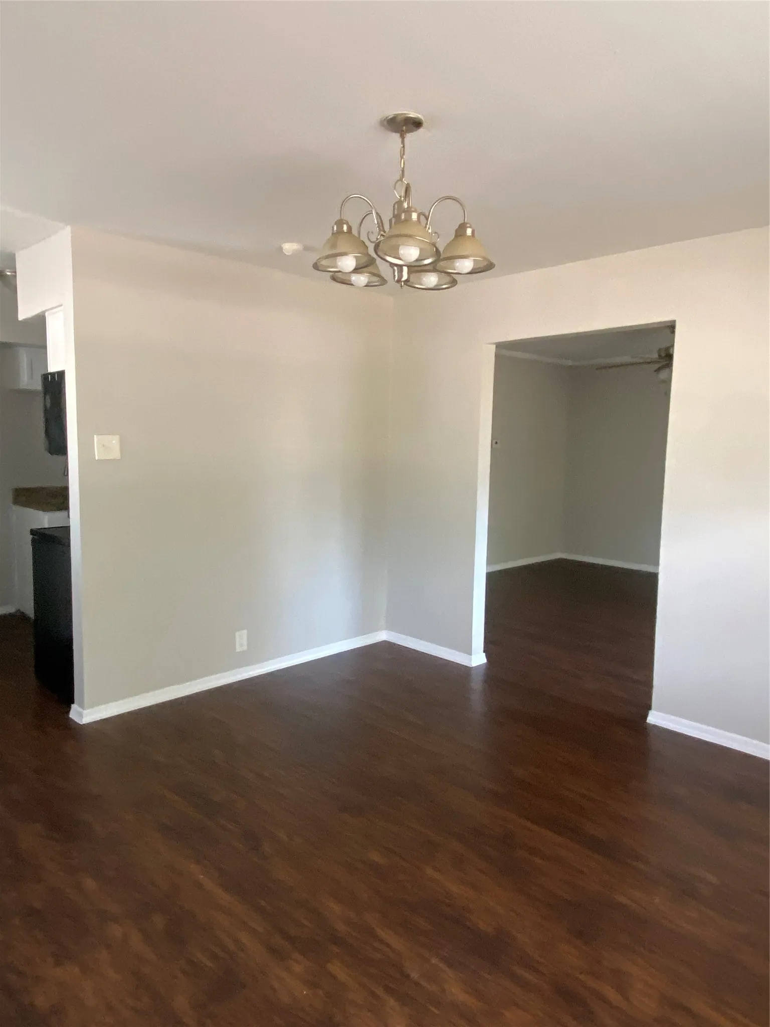 Single Family Residence For Rent in Dallas County , 417 Goldwood Drive, Dallas, Texas 75232, 3 Bedroom, 2 Bathroom, 1 Garage spaces, 1,154 Sqft, built in 1956, mls#21395434, Real Estate Agent in Dallas, Homes For Rent in Dallas county, Homes For Rent in Dallas, Realtor in Dallas Texas, Real Estate Brokerage Independent Realty Texas, Luminita Cordes Realtor