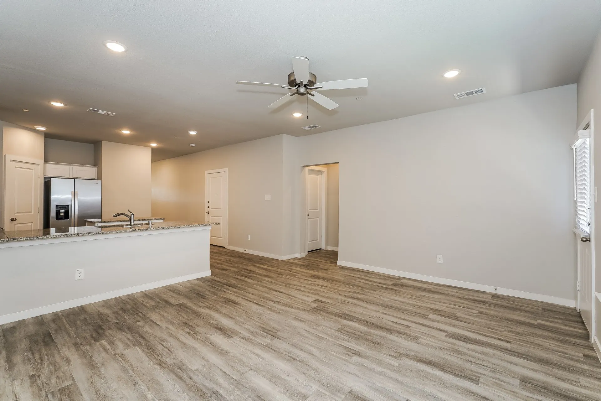 Single Family Residence For Rent in Denton County , 615 Sophia Way, Lewisville, Texas 75057, 4 Bedroom, 3 Bathroom, 2 Garage spaces, 2,056 Sqft, built in 2022, mls#21395439, Real Estate Agent in Lewisville, Homes For Rent in Denton county, Homes For Rent in Lewisville, Realtor in Lewisville Texas, Real Estate Brokerage Independent Realty Texas, Luminita Cordes Realtor
