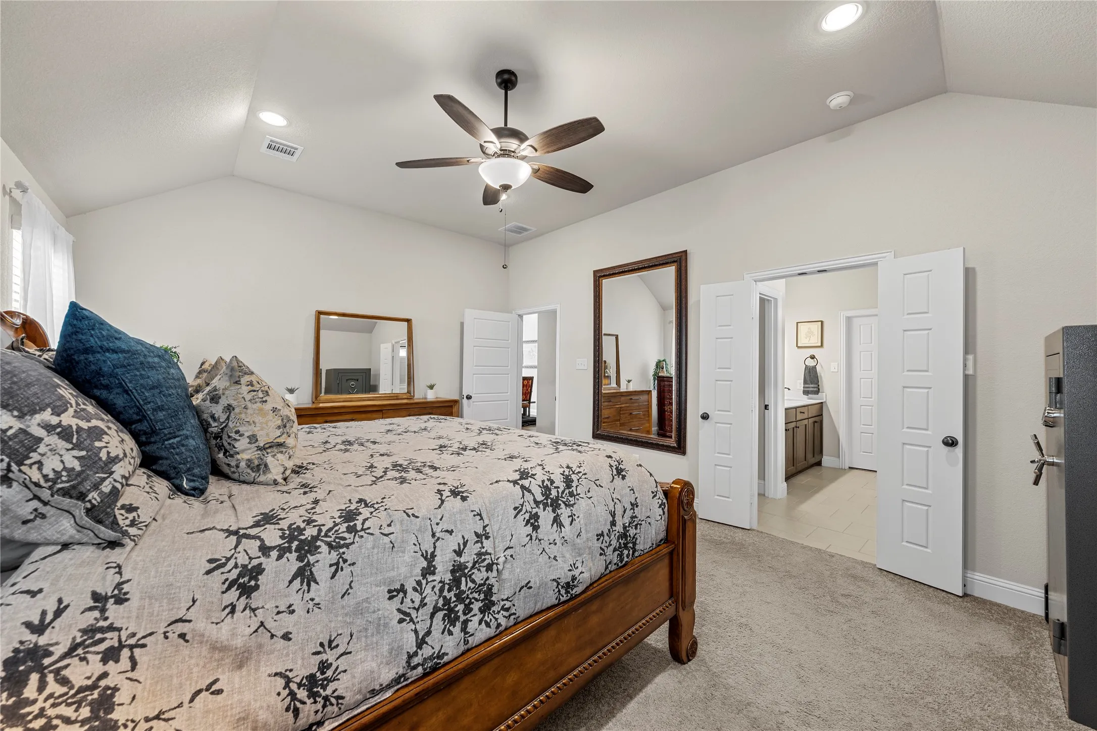 Single Family Residence For Sale in Mc Lennan County , 3140 Paint Horse, Robinson, Texas 76706, 3 Bedroom, 2 Bathroom, 2 Garage spaces, 1,710 Sqft, built in 2021, mls#21395147, Real Estate Agent in Robinson, Homes For Sale in Mc Lennan county, Homes For Sale in Robinson, Realtor in Robinson Texas, Real Estate Brokerage Independent Realty Texas, Luminita Cordes Realtor