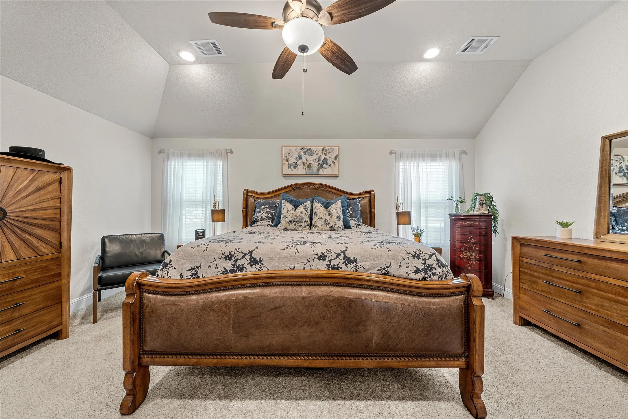 Single Family Residence For Sale in Mc Lennan County , 3140 Paint Horse, Robinson, Texas 76706, 3 Bedroom, 2 Bathroom, 2 Garage spaces, 1,710 Sqft, built in 2021, mls#21395147, Real Estate Agent in Robinson, Homes For Sale in Mc Lennan county, Homes For Sale in Robinson, Realtor in Robinson Texas, Real Estate Brokerage Independent Realty Texas, Luminita Cordes Realtor
