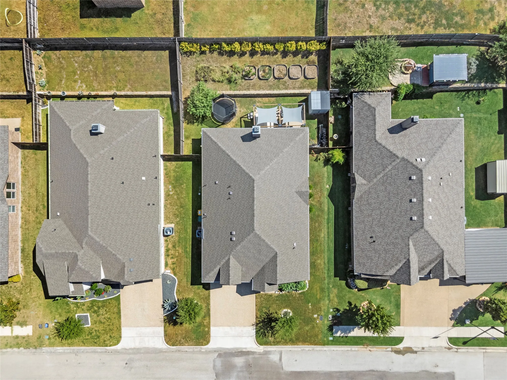Single Family Residence For Sale in Mc Lennan County , 3140 Paint Horse, Robinson, Texas 76706, 3 Bedroom, 2 Bathroom, 2 Garage spaces, 1,710 Sqft, built in 2021, mls#21395147, Real Estate Agent in Robinson, Homes For Sale in Mc Lennan county, Homes For Sale in Robinson, Realtor in Robinson Texas, Real Estate Brokerage Independent Realty Texas, Luminita Cordes Realtor