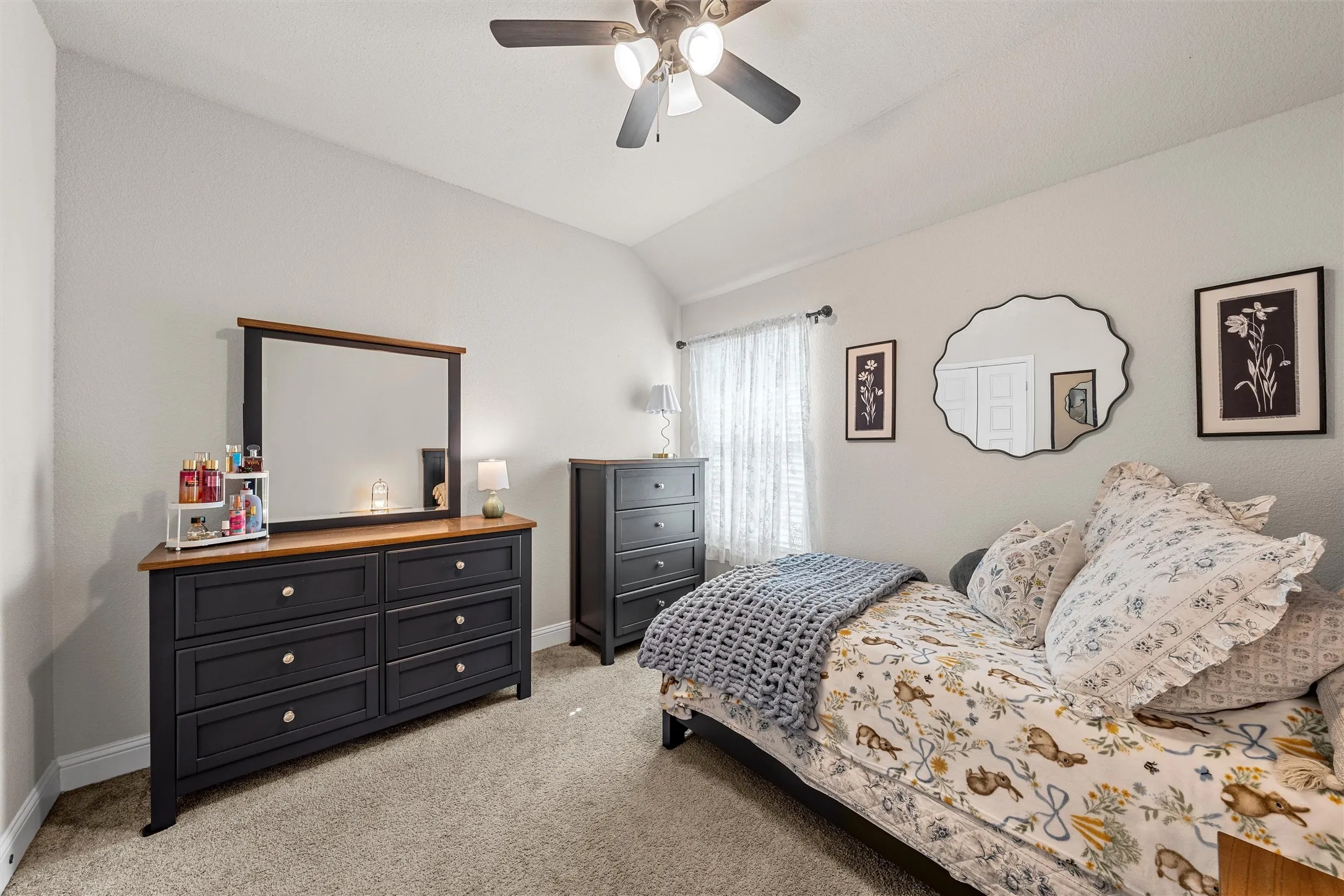 Single Family Residence For Sale in Mc Lennan County , 3140 Paint Horse, Robinson, Texas 76706, 3 Bedroom, 2 Bathroom, 2 Garage spaces, 1,710 Sqft, built in 2021, mls#21395147, Real Estate Agent in Robinson, Homes For Sale in Mc Lennan county, Homes For Sale in Robinson, Realtor in Robinson Texas, Real Estate Brokerage Independent Realty Texas, Luminita Cordes Realtor