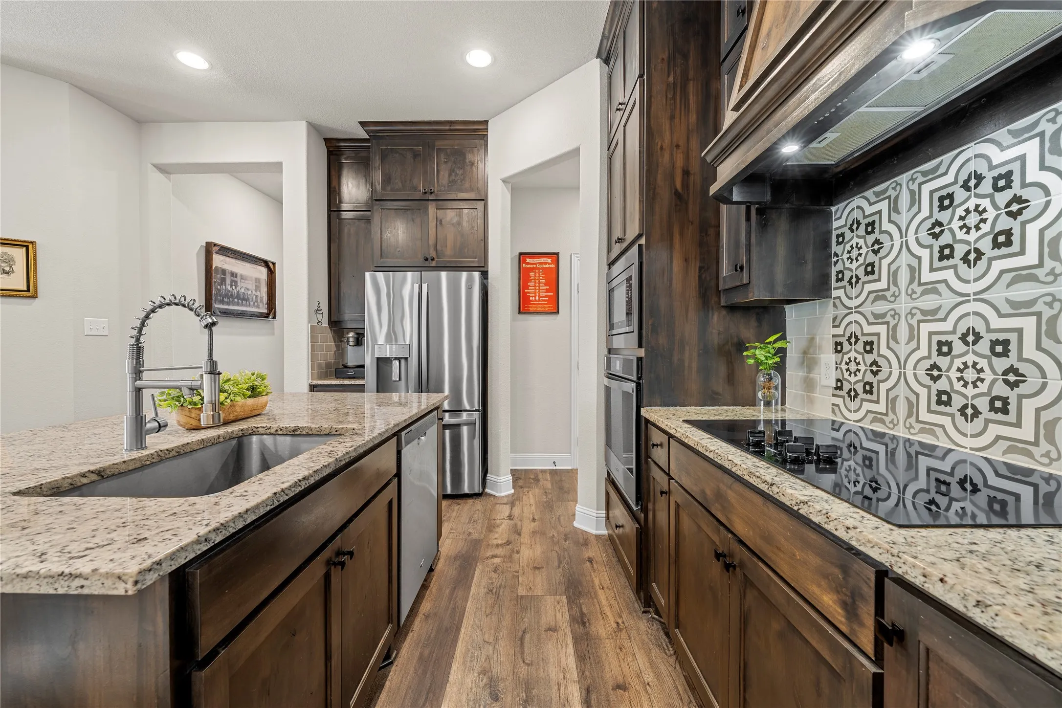 Single Family Residence For Sale in Mc Lennan County , 3140 Paint Horse, Robinson, Texas 76706, 3 Bedroom, 2 Bathroom, 2 Garage spaces, 1,710 Sqft, built in 2021, mls#21395147, Real Estate Agent in Robinson, Homes For Sale in Mc Lennan county, Homes For Sale in Robinson, Realtor in Robinson Texas, Real Estate Brokerage Independent Realty Texas, Luminita Cordes Realtor