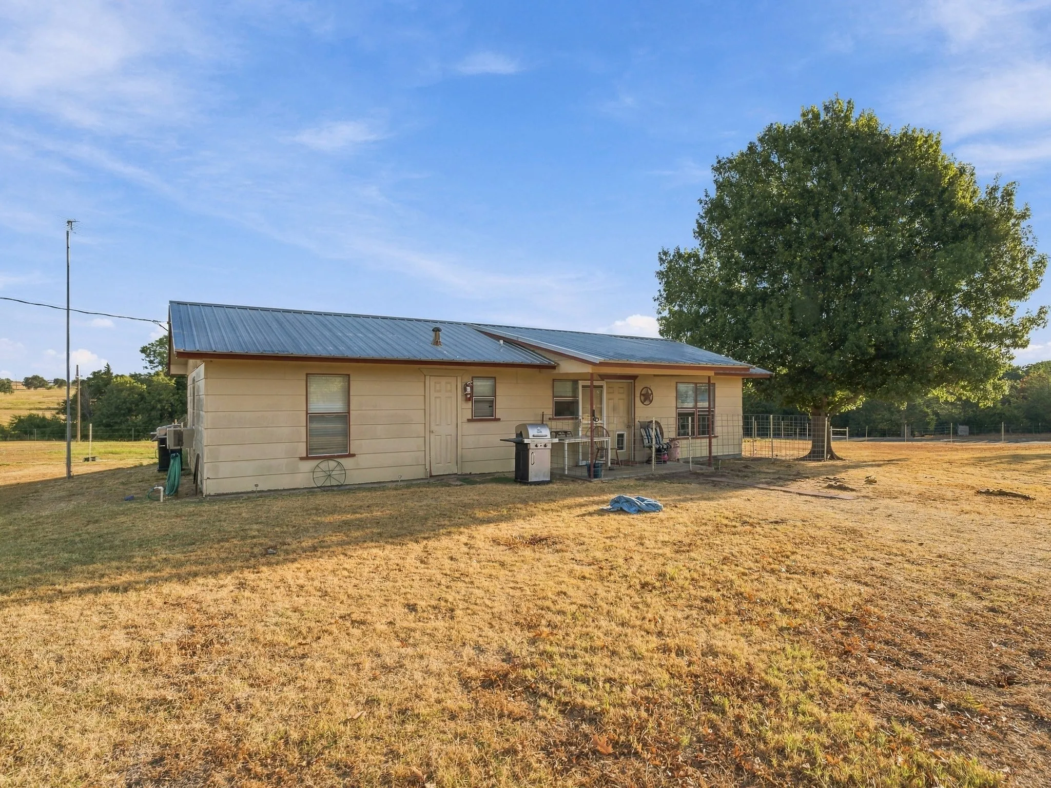 Improved Land For Sale in Wise County , 309 N Fm 730, Decatur, Texas 76234, 0, 0, Garage spaces, 0 Sqft, built in 1968, mls#21390268, Real Estate Agent in Decatur, Homes For Sale in Wise county, Homes For Sale in Decatur, Realtor in Decatur Texas, Real Estate Brokerage Independent Realty Texas, Luminita Cordes Realtor