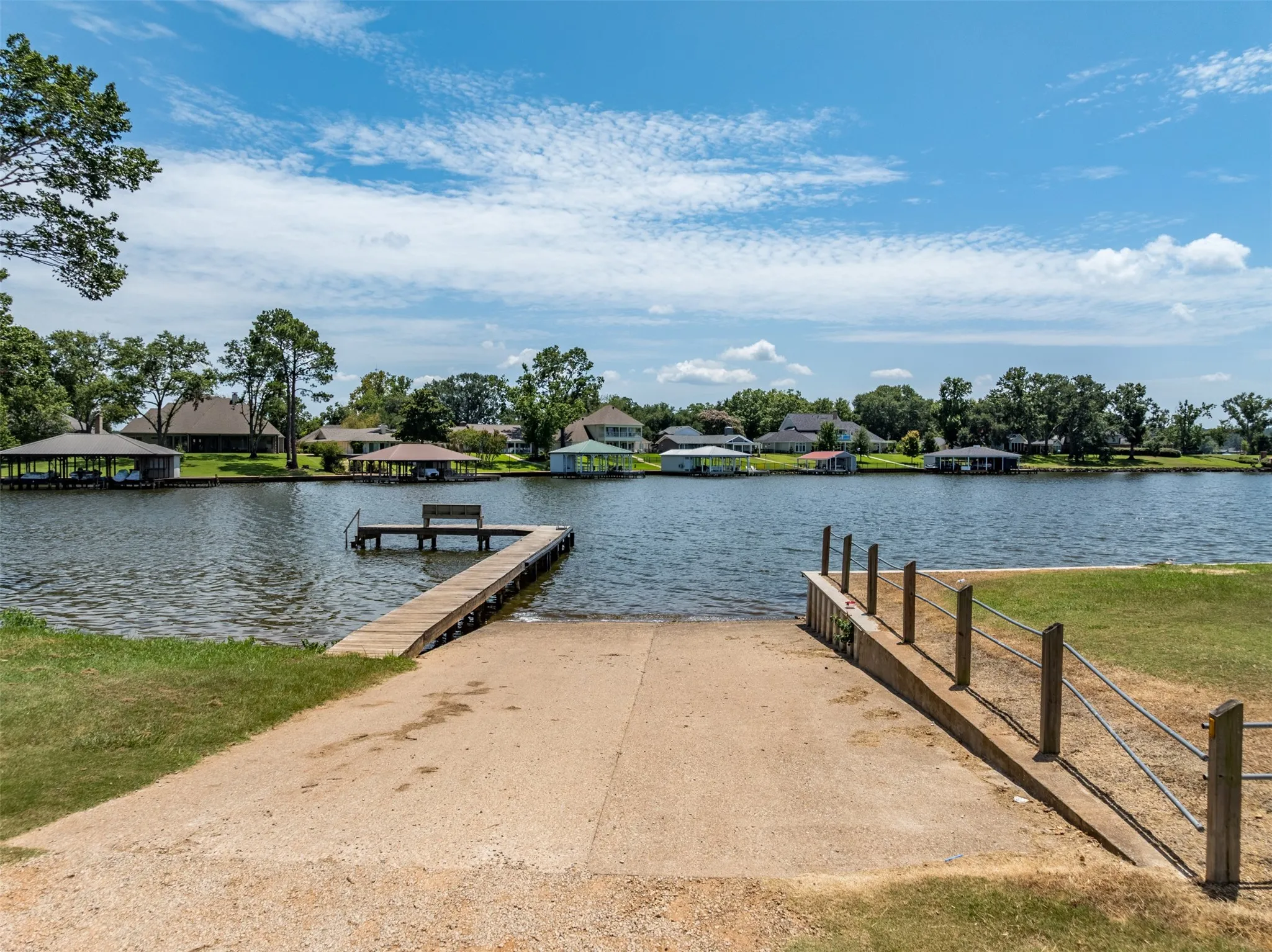 Unimproved Land For Sale in Smith County , 109 Key Allegro Drive, Bullard, Texas 75757, 0, 0, Garage spaces, 0 Sqft, built in 0, mls#21395443, Real Estate Agent in Bullard, Homes For Sale in Smith county, Homes For Sale in Bullard, Realtor in Bullard Texas, Real Estate Brokerage Independent Realty Texas, Luminita Cordes Realtor