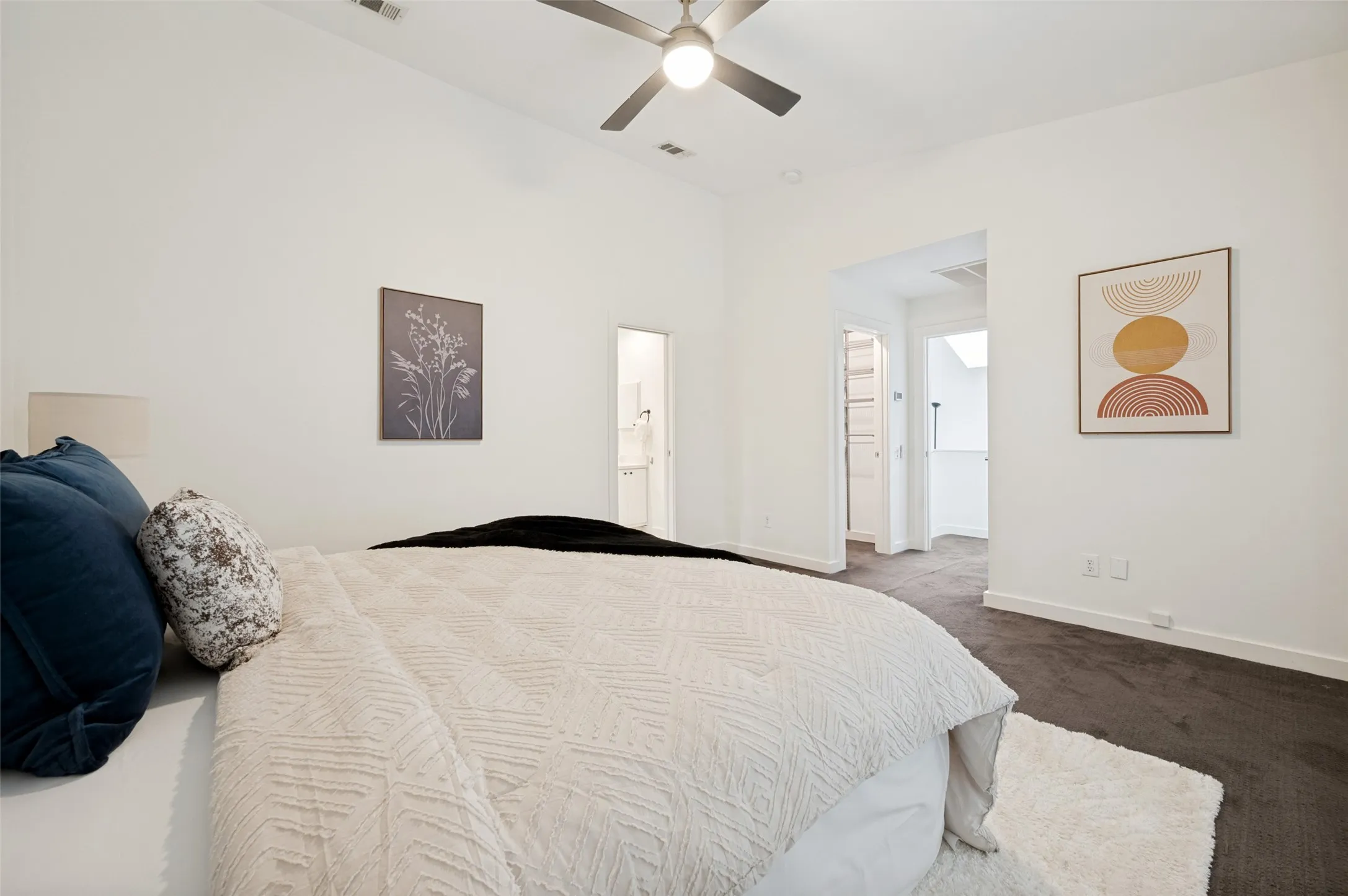 Townhouse For Rent in Dallas County , 3828 San Jacinto, Dallas, Texas 75182, 2 Bedroom, 2 Bathroom, 2 Garage spaces, 1,780 Sqft, built in 2003, mls#21395380, Real Estate Agent in Dallas, Homes For Rent in Dallas county, Homes For Rent in Dallas, Realtor in Dallas Texas, Real Estate Brokerage Independent Realty Texas, Luminita Cordes Realtor