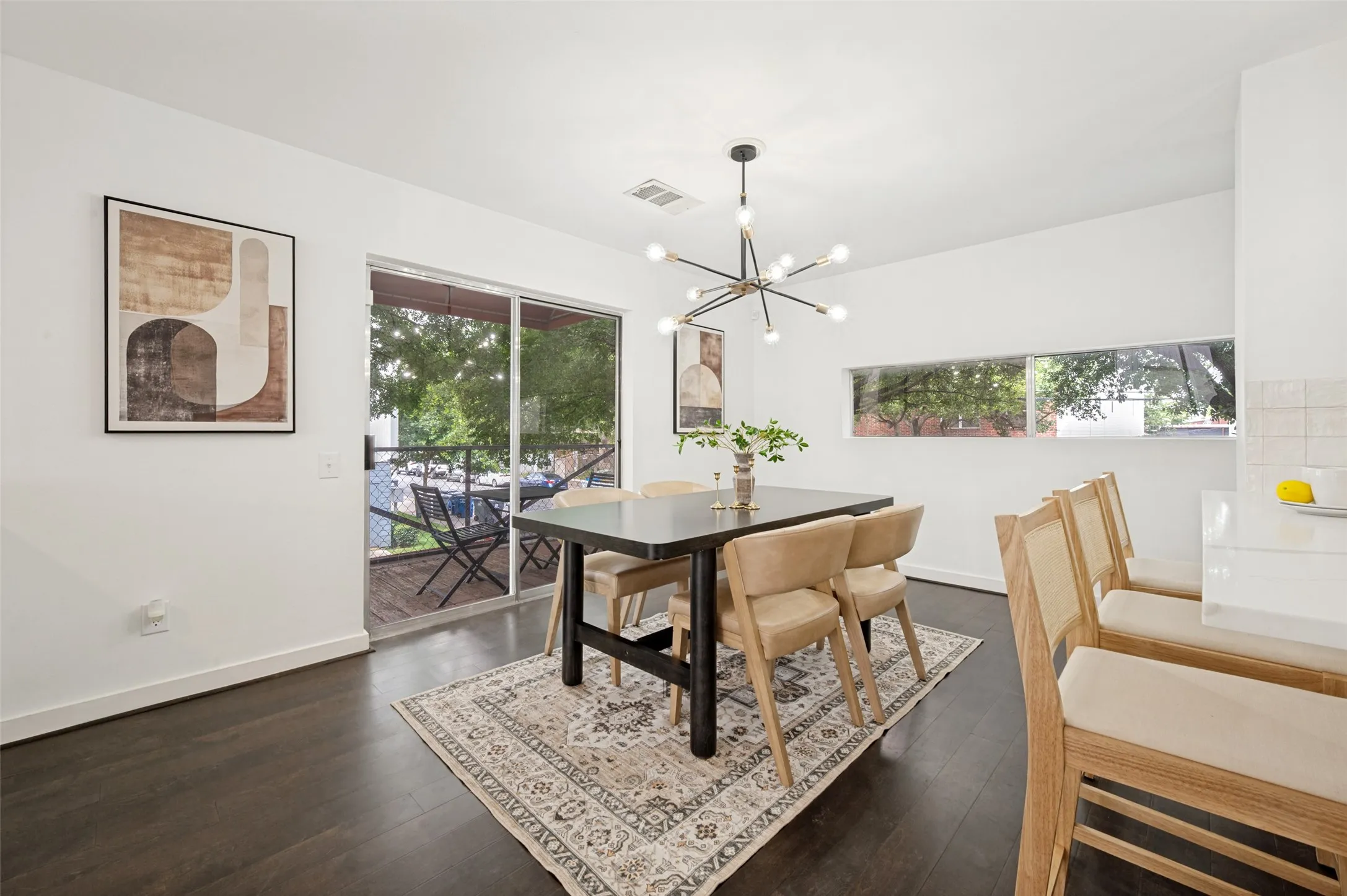 Townhouse For Rent in Dallas County , 3828 San Jacinto, Dallas, Texas 75182, 2 Bedroom, 2 Bathroom, 2 Garage spaces, 1,780 Sqft, built in 2003, mls#21395380, Real Estate Agent in Dallas, Homes For Rent in Dallas county, Homes For Rent in Dallas, Realtor in Dallas Texas, Real Estate Brokerage Independent Realty Texas, Luminita Cordes Realtor