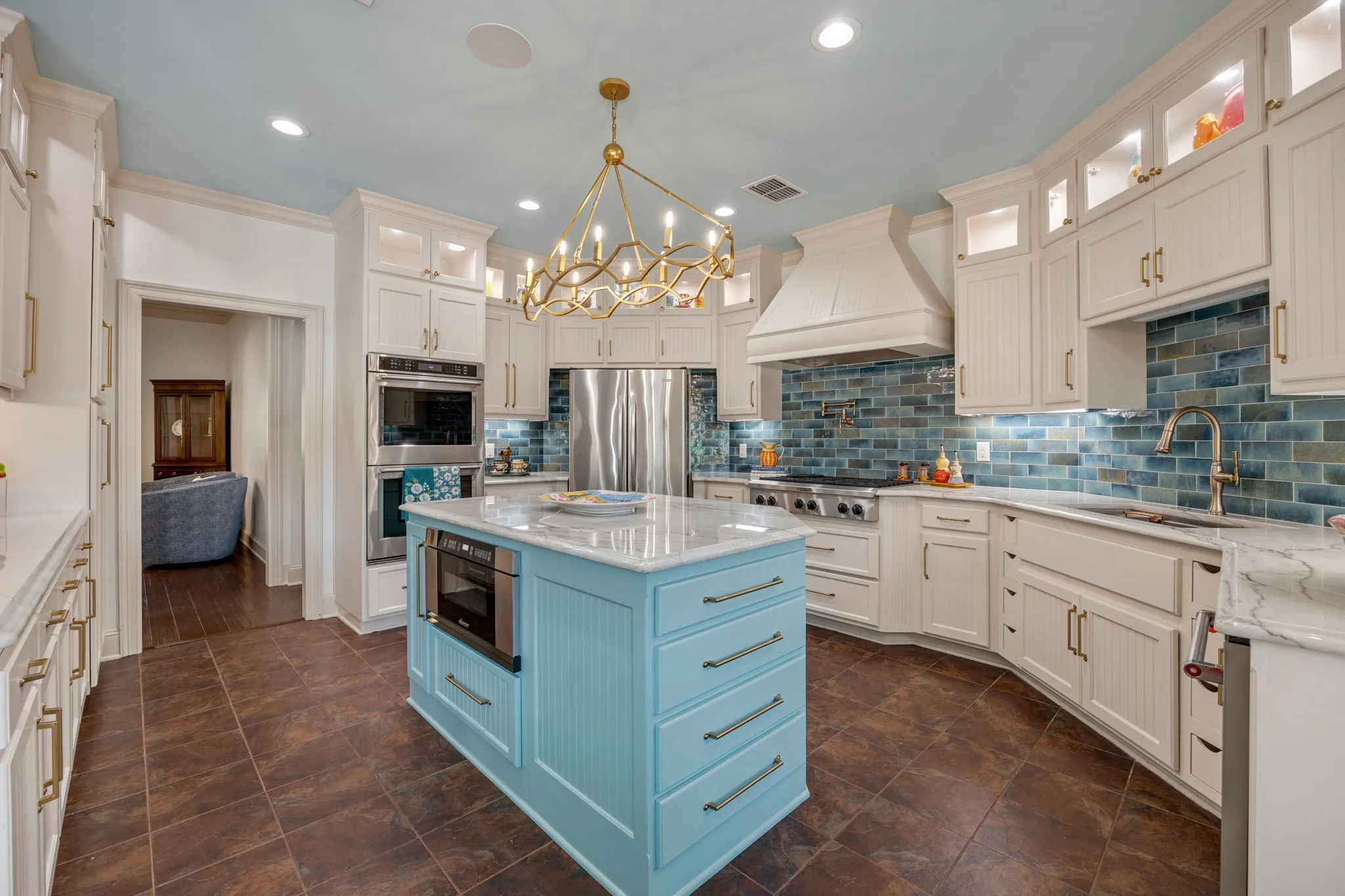 Single Family Residence For Sale in Cherokee County , 1125 County Road 1401, Jacksonville, Texas 75766, 3 Bedroom, 4 Bathroom, 2 Garage spaces, 3,189 Sqft, built in 2007, mls#21394884, Real Estate Agent in Jacksonville, Homes For Sale in Cherokee county, Homes For Sale in Jacksonville, Realtor in Jacksonville Texas, Real Estate Brokerage Independent Realty Texas, Luminita Cordes Realtor