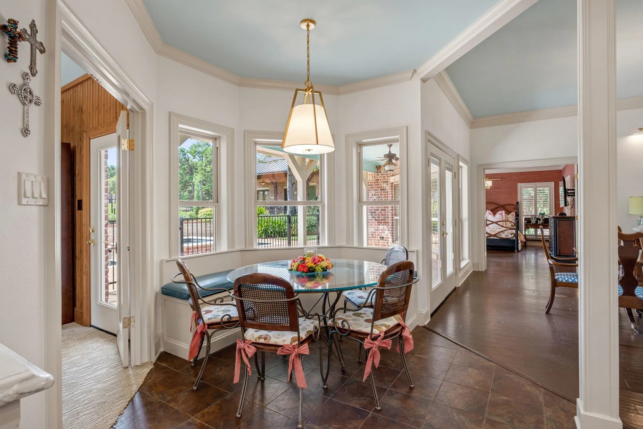 Single Family Residence For Sale in Cherokee County , 1125 County Road 1401, Jacksonville, Texas 75766, 3 Bedroom, 4 Bathroom, 2 Garage spaces, 3,189 Sqft, built in 2007, mls#21394884, Real Estate Agent in Jacksonville, Homes For Sale in Cherokee county, Homes For Sale in Jacksonville, Realtor in Jacksonville Texas, Real Estate Brokerage Independent Realty Texas, Luminita Cordes Realtor