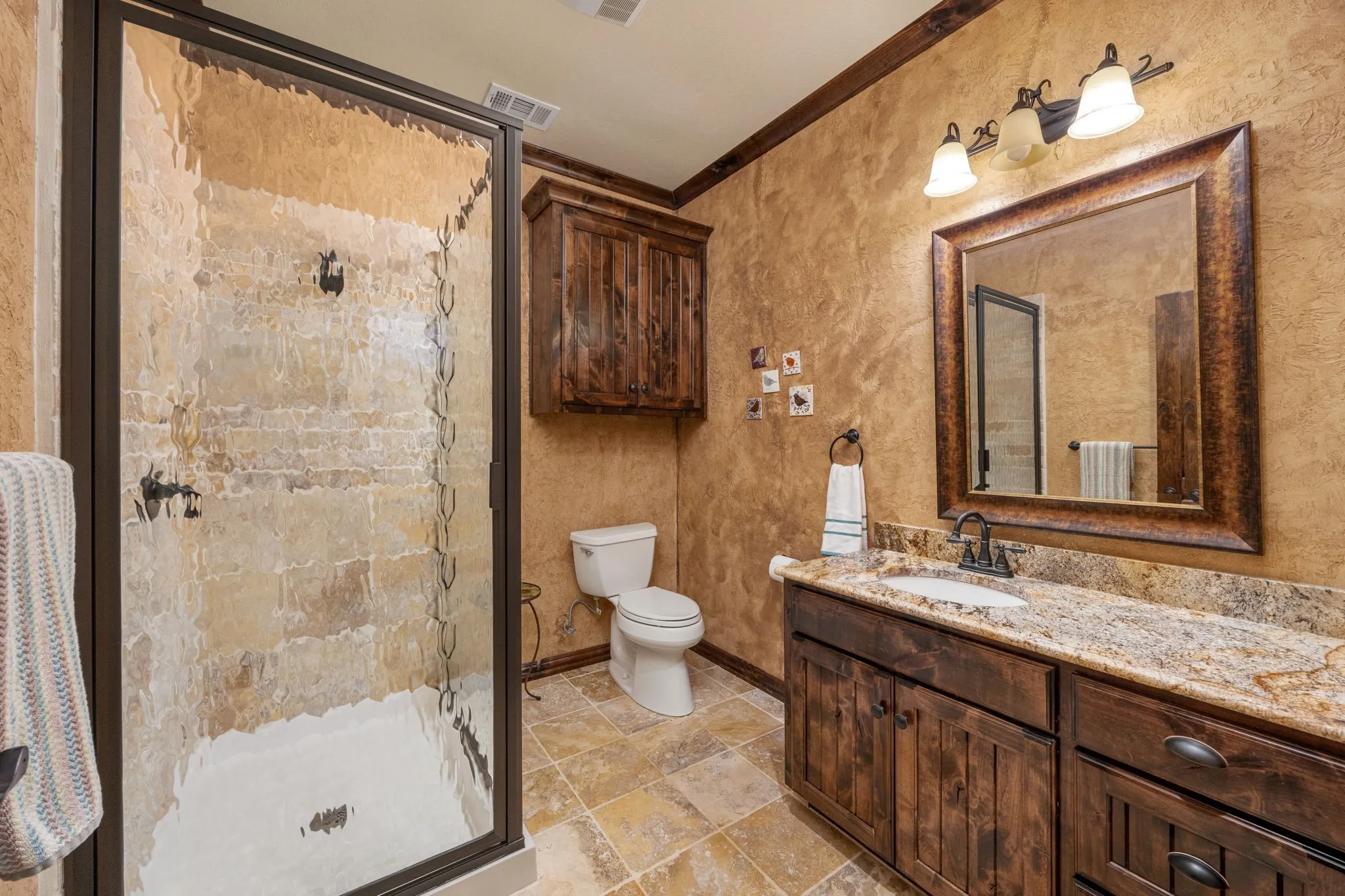 Single Family Residence For Sale in Cherokee County , 1125 County Road 1401, Jacksonville, Texas 75766, 3 Bedroom, 4 Bathroom, 2 Garage spaces, 3,189 Sqft, built in 2007, mls#21394884, Real Estate Agent in Jacksonville, Homes For Sale in Cherokee county, Homes For Sale in Jacksonville, Realtor in Jacksonville Texas, Real Estate Brokerage Independent Realty Texas, Luminita Cordes Realtor