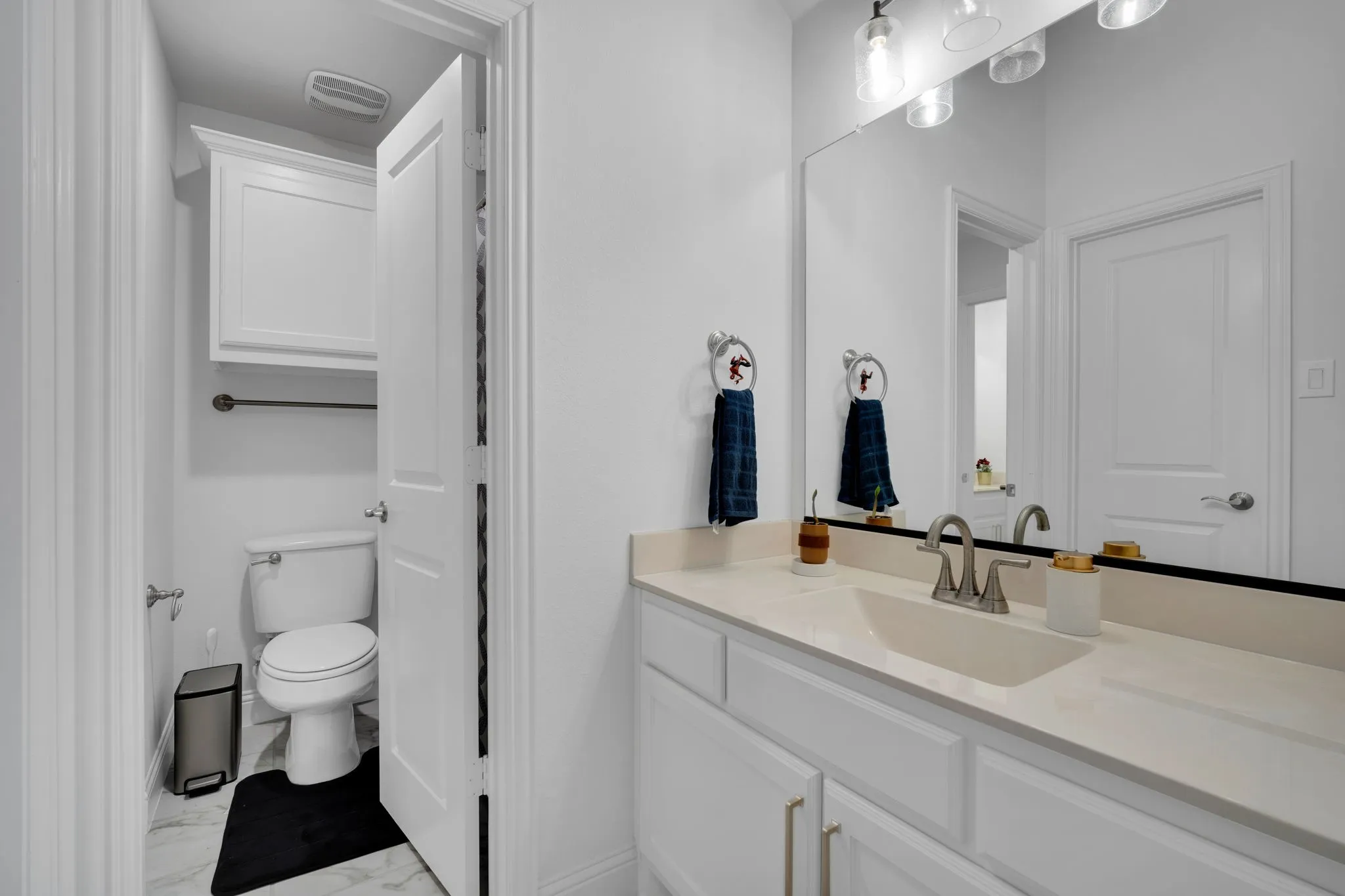 Single Family Residence For Rent in Ellis County , 1767 Shumard Street, Waxahachie, Texas 75165, 5 Bedroom, 5 Bathroom, 2 Garage spaces, 4,498 Sqft, built in 2022, mls#21330385, Real Estate Agent in Waxahachie, Homes For Rent in Ellis county, Homes For Rent in Waxahachie, Realtor in Waxahachie Texas, Real Estate Brokerage Independent Realty Texas, Luminita Cordes Realtor