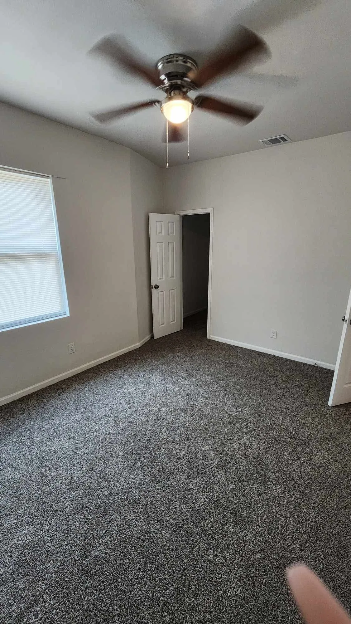 Single Family Residence For Rent in Tarrant County , 2000 May Street, Fort Worth, Texas 76110, 4 Bedroom, 3 Bathroom, Garage spaces, 1,666 Sqft, built in 1927, mls#21395468, Real Estate Agent in Fort Worth, Homes For Rent in Tarrant county, Homes For Rent in Fort Worth, Realtor in Fort Worth Texas, Real Estate Brokerage Independent Realty Texas, Luminita Cordes Realtor