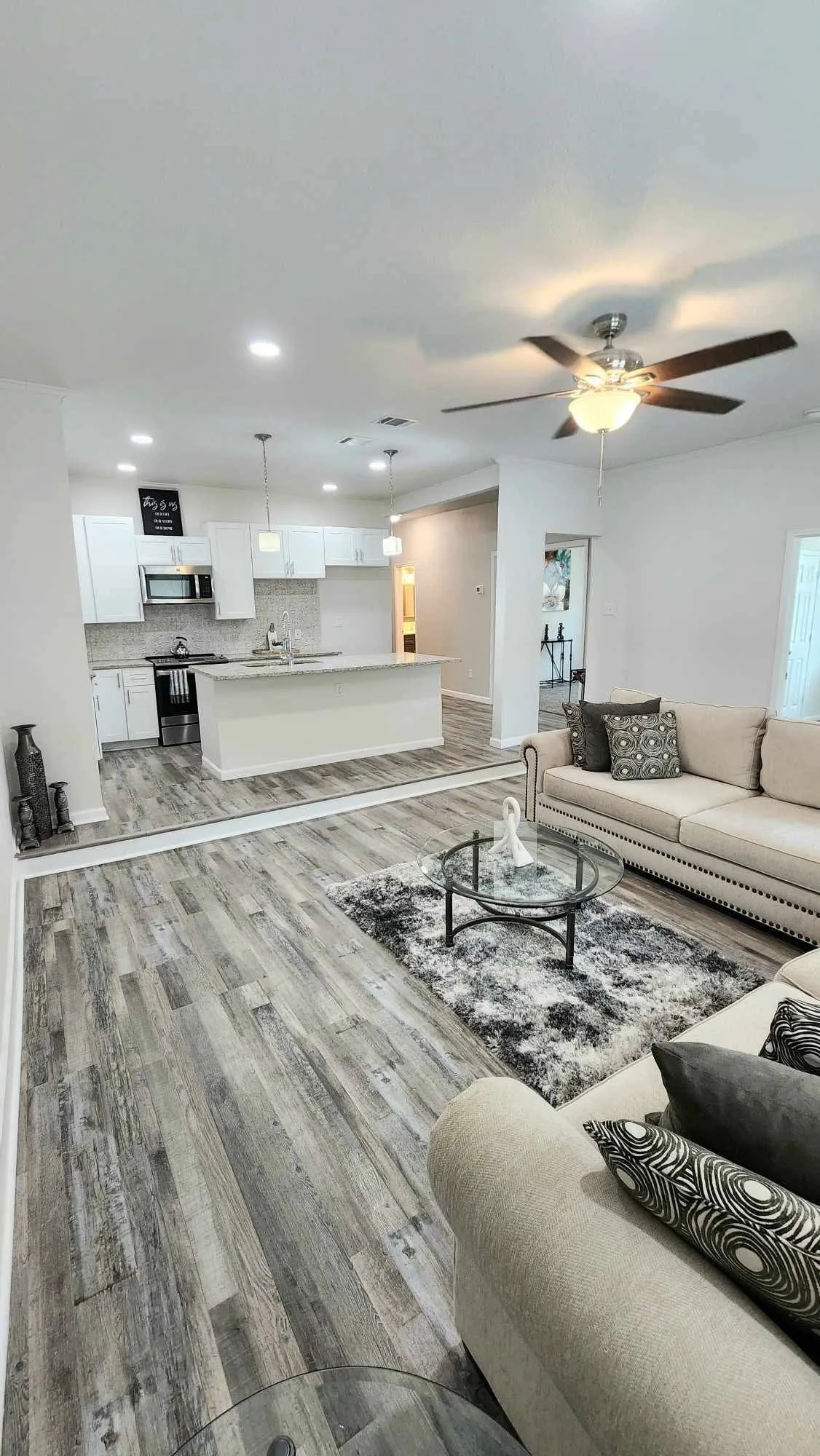 Single Family Residence For Rent in Tarrant County , 2000 May Street, Fort Worth, Texas 76110, 4 Bedroom, 3 Bathroom, Garage spaces, 1,666 Sqft, built in 1927, mls#21395468, Real Estate Agent in Fort Worth, Homes For Rent in Tarrant county, Homes For Rent in Fort Worth, Realtor in Fort Worth Texas, Real Estate Brokerage Independent Realty Texas, Luminita Cordes Realtor
