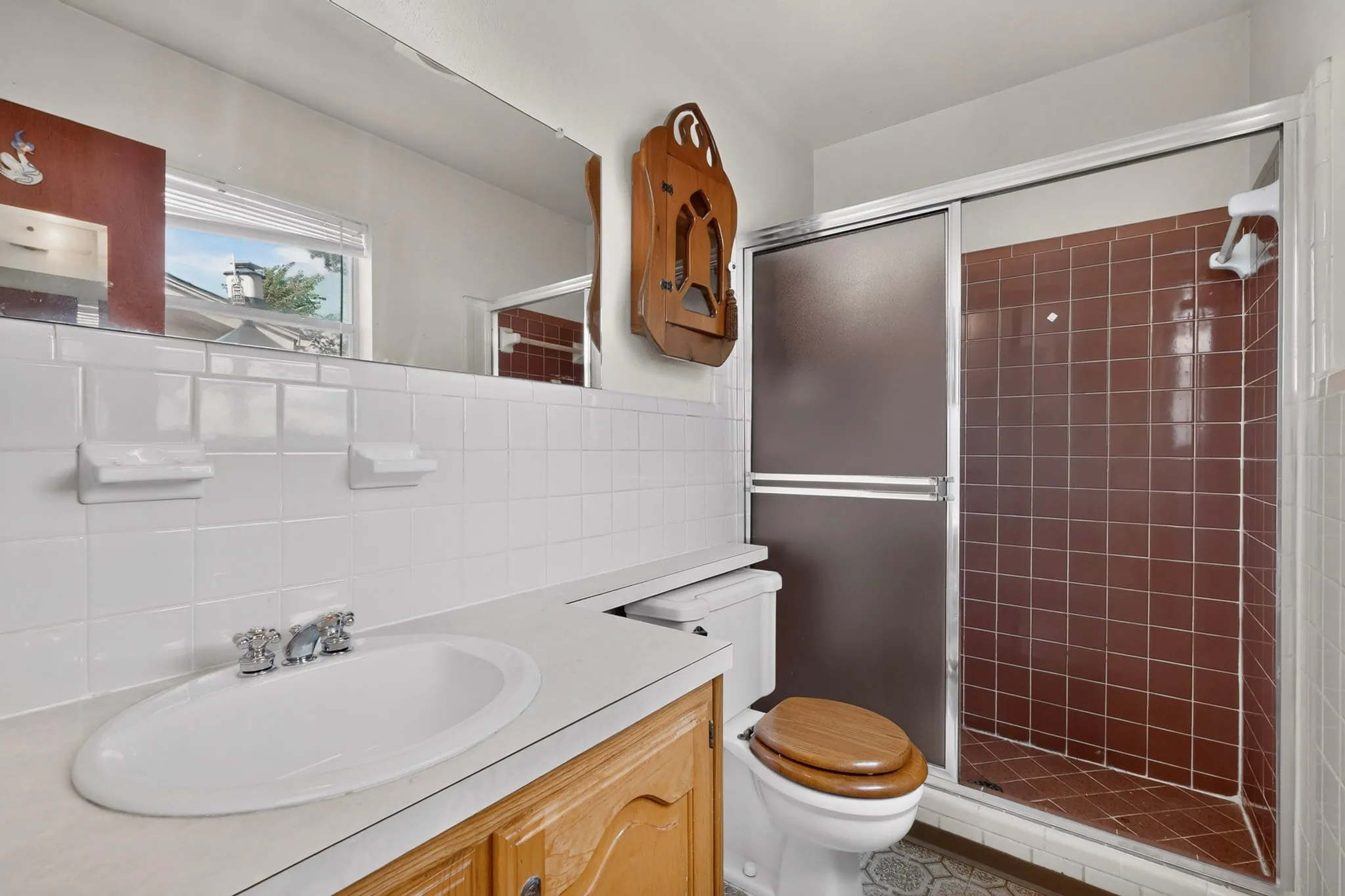 Single Family Residence For Sale in Dallas County , 4638 Colgate Lane, Garland, Texas 75042, 3 Bedroom, 2 Bathroom, 2 Garage spaces, 1,257 Sqft, built in 1964, mls#21394947, Real Estate Agent in Garland, Homes For Sale in Dallas county, Homes For Sale in Garland, Realtor in Garland Texas, Real Estate Brokerage Independent Realty Texas, Luminita Cordes Realtor