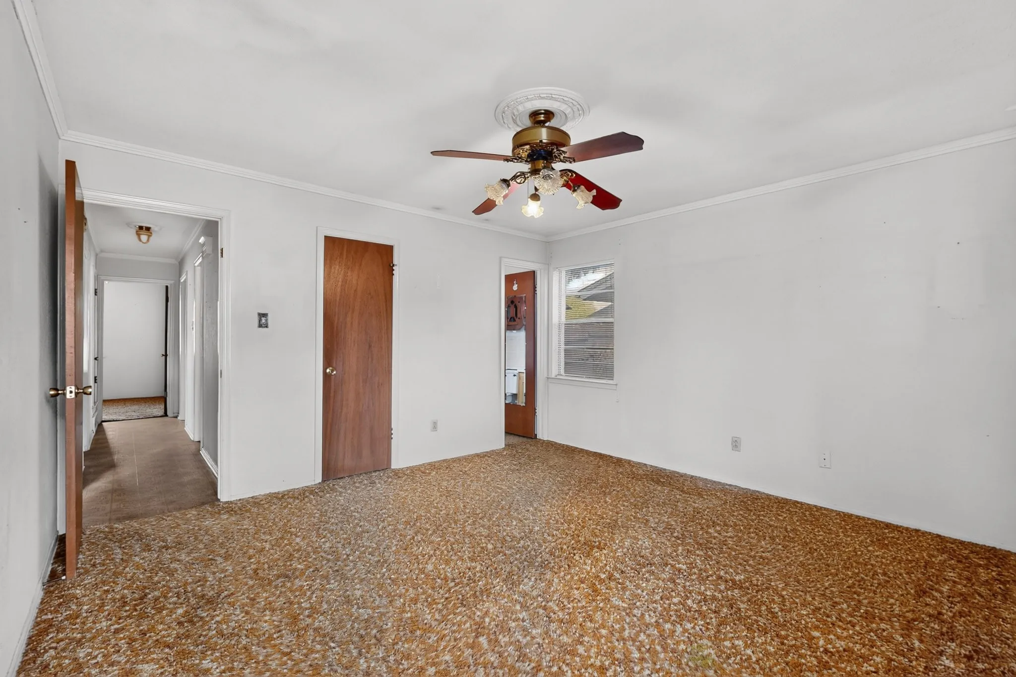 Single Family Residence For Sale in Dallas County , 4638 Colgate Lane, Garland, Texas 75042, 3 Bedroom, 2 Bathroom, 2 Garage spaces, 1,257 Sqft, built in 1964, mls#21394947, Real Estate Agent in Garland, Homes For Sale in Dallas county, Homes For Sale in Garland, Realtor in Garland Texas, Real Estate Brokerage Independent Realty Texas, Luminita Cordes Realtor