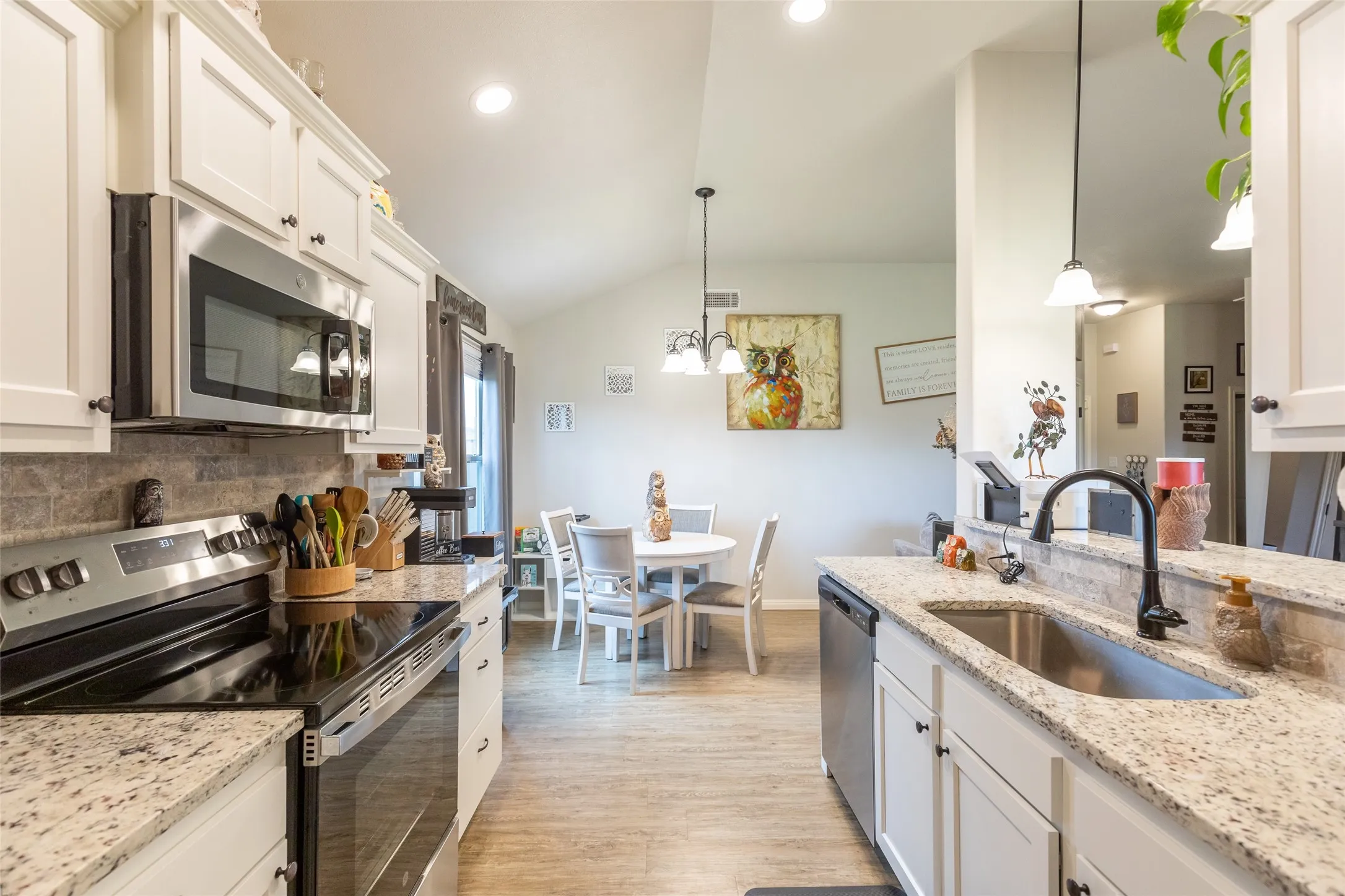 Single Family Residence For Sale in Taylor County , 194 Waterloo Drive, Abilene, Texas 79602, 3 Bedroom, 2 Bathroom, 2 Garage spaces, 1,103 Sqft, built in 2024, mls#21393939, Real Estate Agent in Abilene, Homes For Sale in Taylor county, Homes For Sale in Abilene, Realtor in Abilene Texas, Real Estate Brokerage Independent Realty Texas, Luminita Cordes Realtor