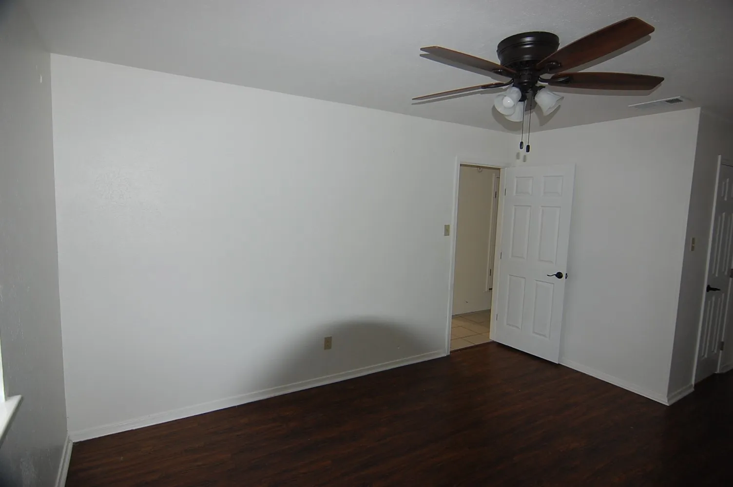 Duplex For Rent in Tarrant County , 4801 Woodland Park Boulevard, Arlington, Texas 76013, 4 Bedroom, 2 Bathroom, Garage spaces, 1,558 Sqft, built in 1978, mls#21387270, Real Estate Agent in Arlington, Homes For Rent in Tarrant county, Homes For Rent in Arlington, Realtor in Arlington Texas, Real Estate Brokerage Independent Realty Texas, Luminita Cordes Realtor