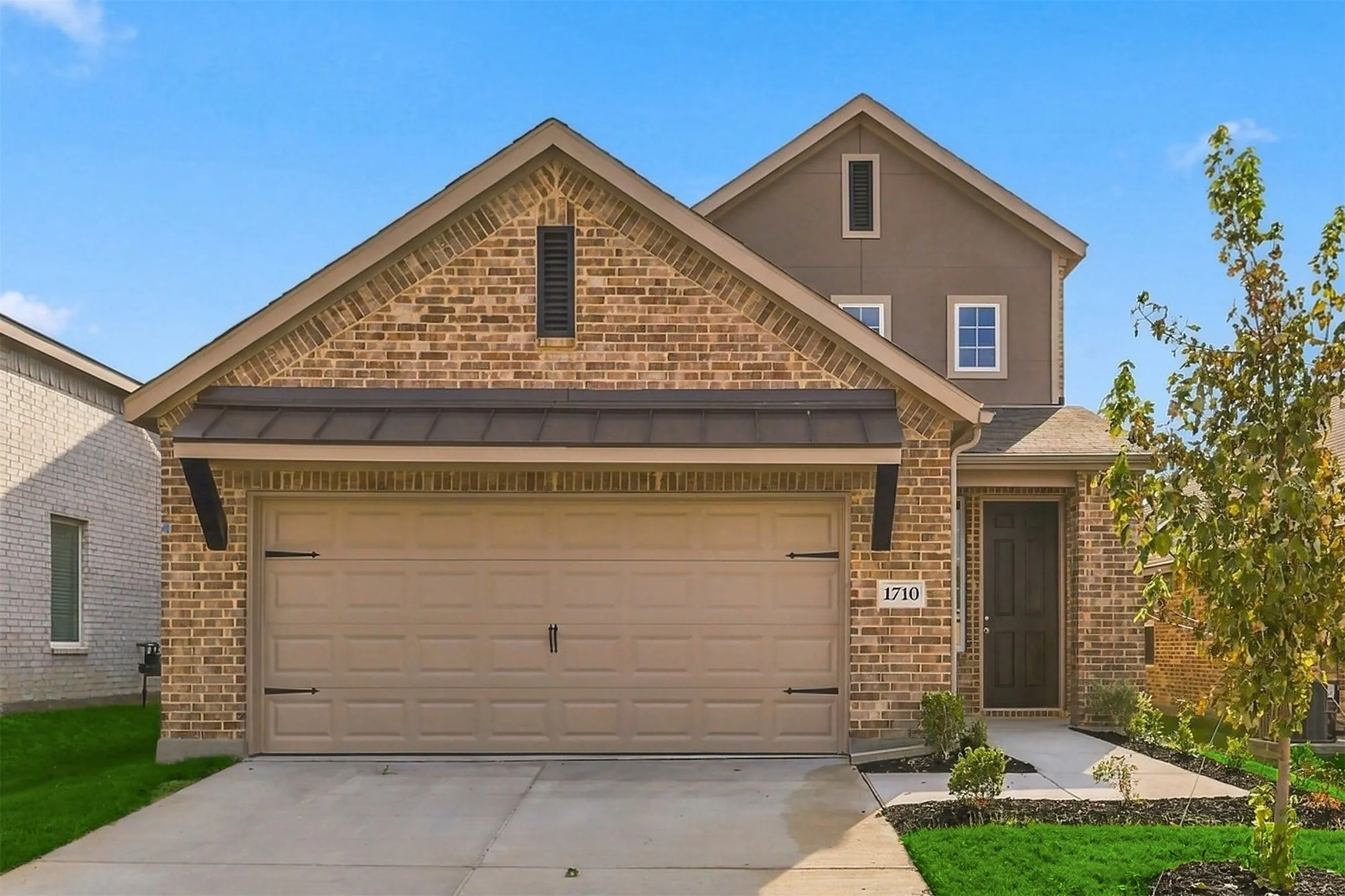 Single Family Residence For Sale