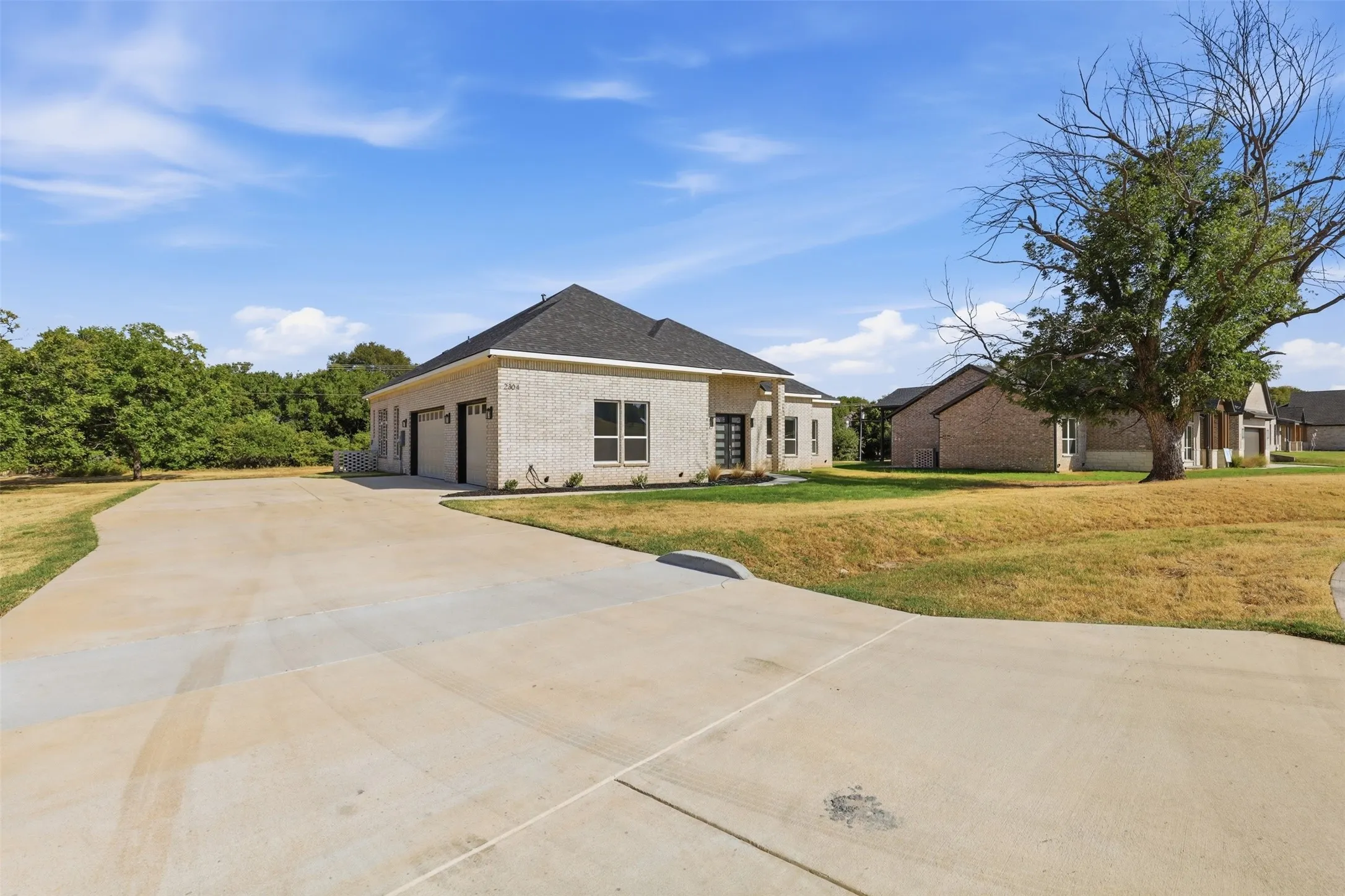 3 car garage