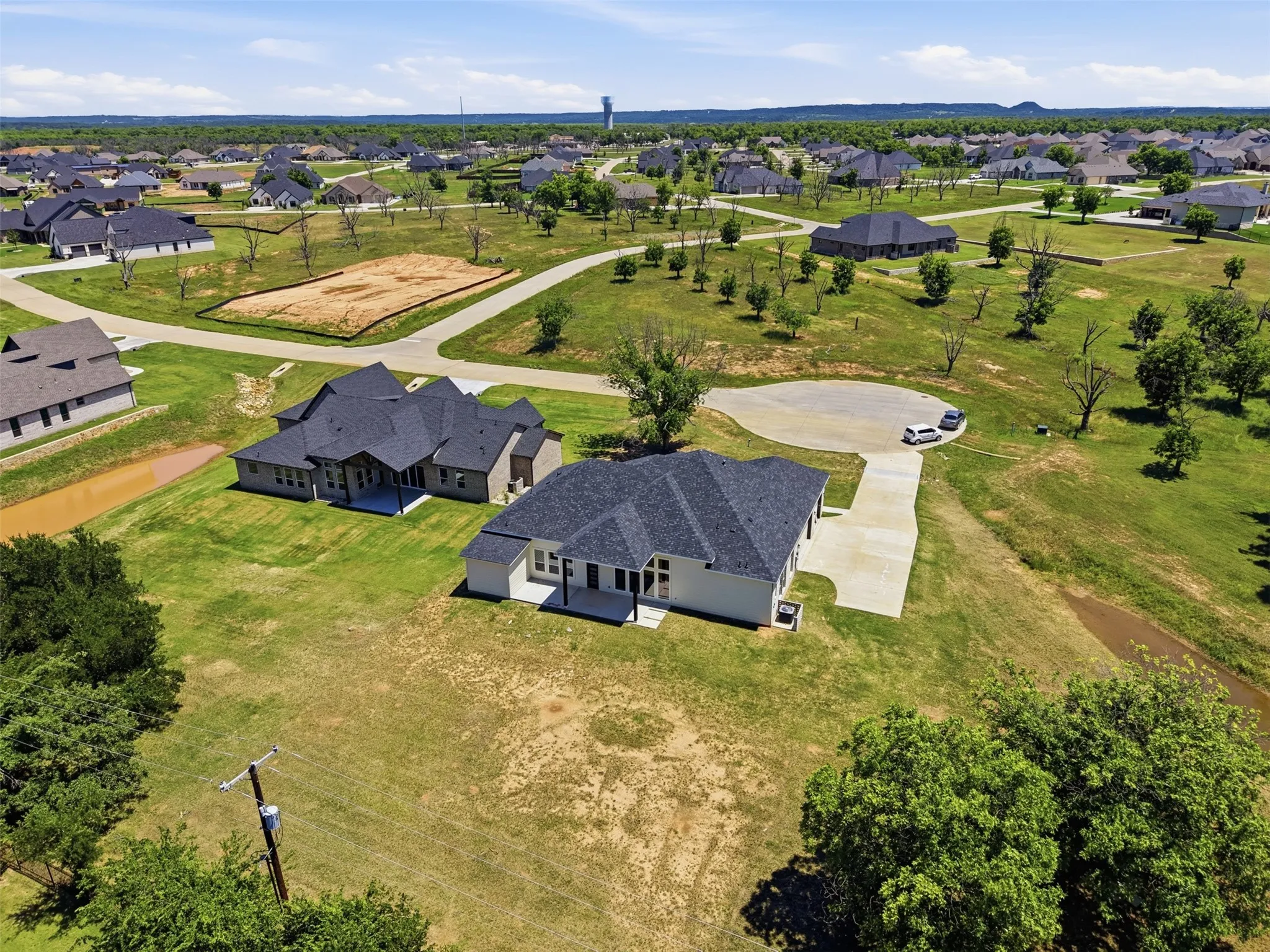 Single Family Residence For Sale in Hood County , 2304 Candlestick Drive, Granbury, Texas 76049, 4 Bedroom, 3 Bathroom, 3 Garage spaces, 2,591 Sqft, built in 2026, mls#21395251, Real Estate Agent in Granbury, Homes For Sale in Hood county, Homes For Sale in Granbury, Realtor in Granbury Texas, Real Estate Brokerage Independent Realty Texas, Luminita Cordes Realtor
