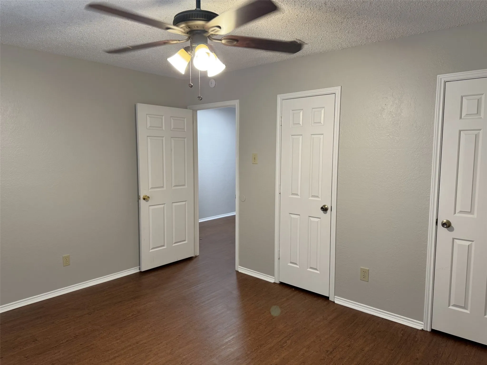 Duplex For Rent in Denton County , 2212 Bernard Street, Denton, Texas 76205, 2 Bedroom, 2 Bathroom, Garage spaces, 1,212 Sqft, built in 1985, mls#21395472, Real Estate Agent in Denton, Homes For Rent in Denton county, Homes For Rent in Denton, Realtor in Denton Texas, Real Estate Brokerage Independent Realty Texas, Luminita Cordes Realtor