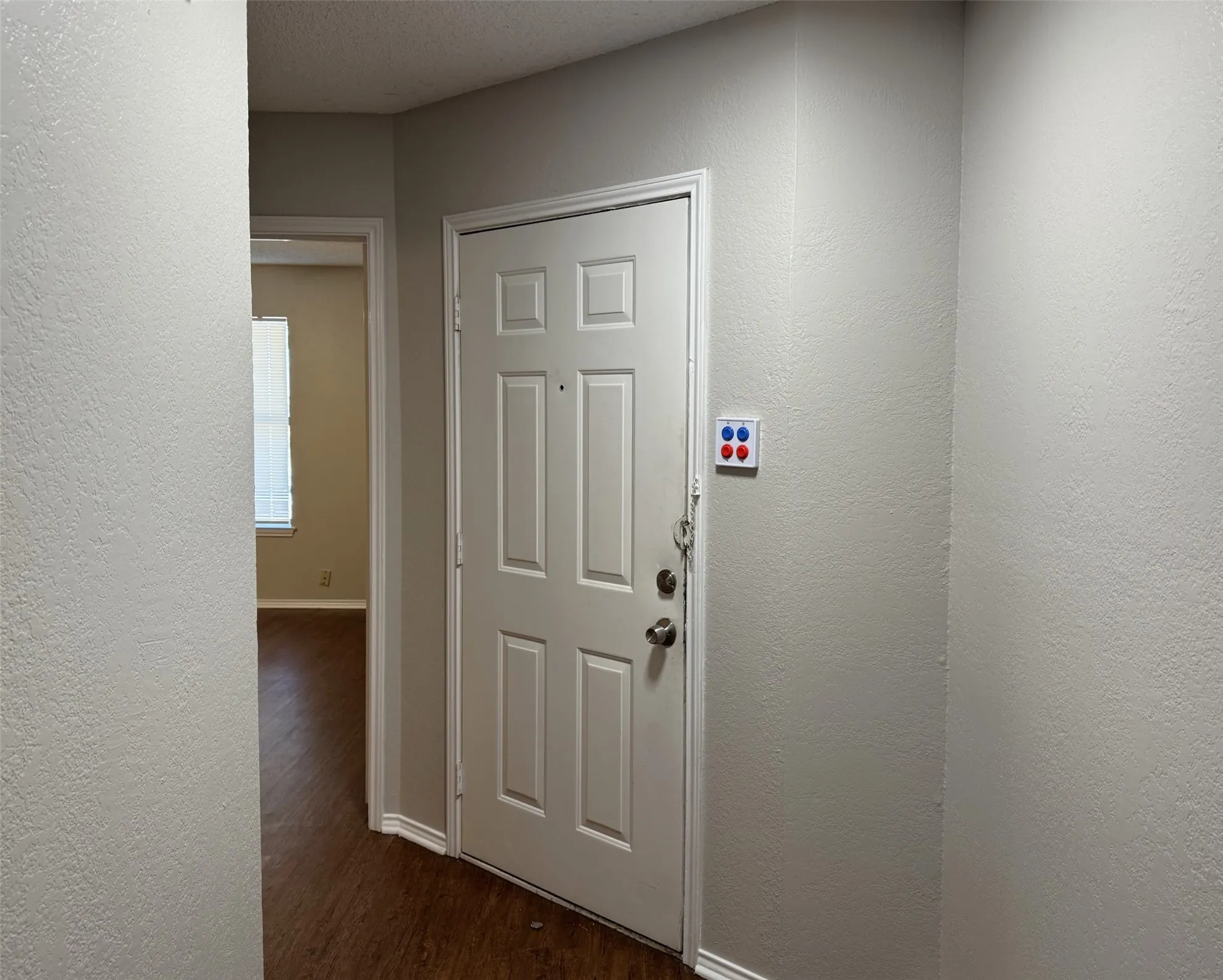 Duplex For Rent in Denton County , 2212 Bernard Street, Denton, Texas 76205, 2 Bedroom, 2 Bathroom, Garage spaces, 1,212 Sqft, built in 1985, mls#21395472, Real Estate Agent in Denton, Homes For Rent in Denton county, Homes For Rent in Denton, Realtor in Denton Texas, Real Estate Brokerage Independent Realty Texas, Luminita Cordes Realtor