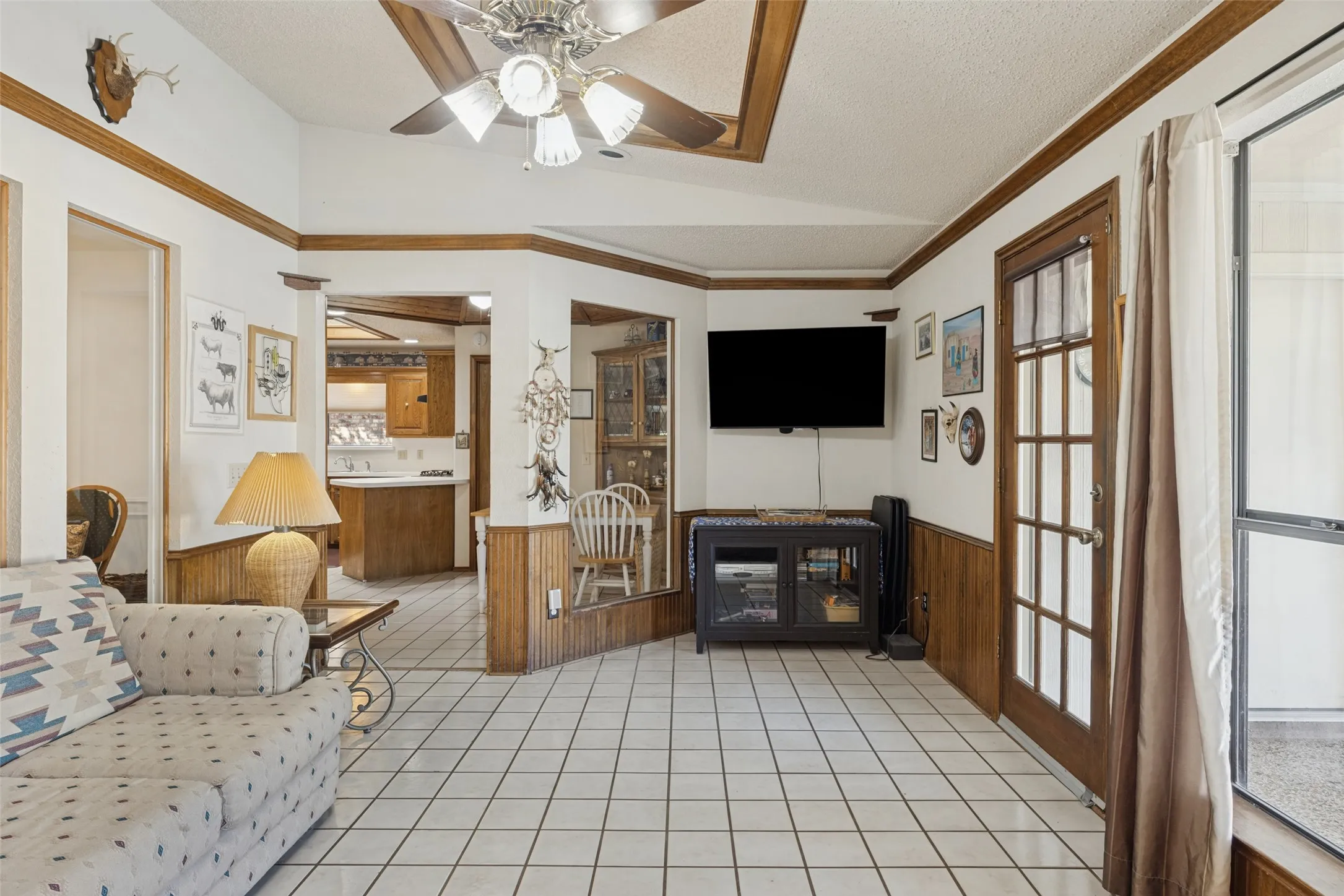 The sunroom features two skylights and large windows.  Warning being that close to the pool will make you want to dive in.
