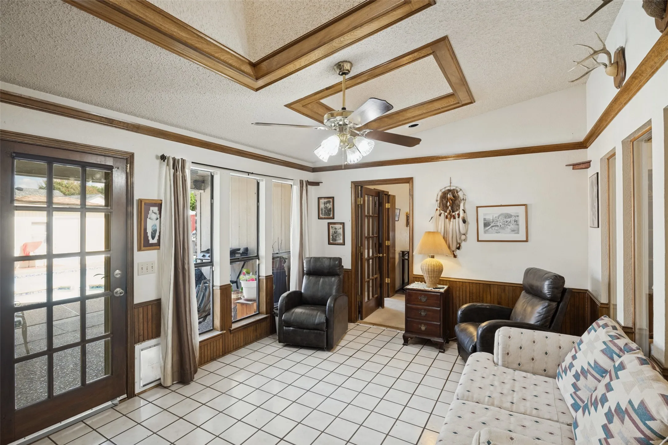 Single Family Residence For Sale in Collin County , 902 N Allen Heights Drive, Allen, Texas 75002, 3 Bedroom, 2 Bathroom, 2 Garage spaces, 1,873 Sqft, built in 1985, mls#21394396, Real Estate Agent in Allen, Homes For Sale in Collin county, Homes For Sale in Allen, Realtor in Allen Texas, Real Estate Brokerage Independent Realty Texas, Luminita Cordes Realtor