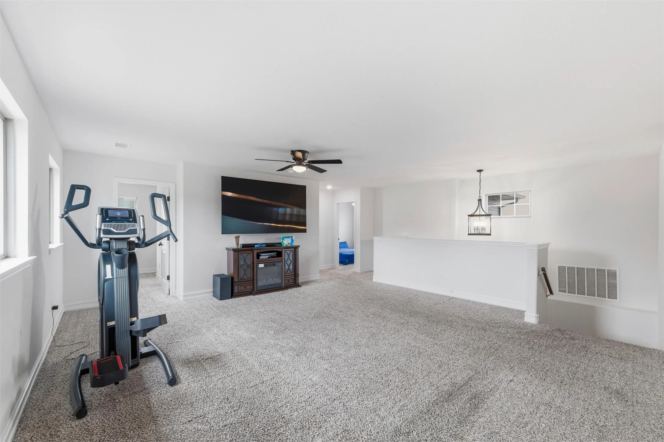 Single Family Residence For Rent in Johnson County , 2501 Bunker Hill Drive, Burleson, Texas 76028, 4 Bedroom, 3 Bathroom, 2 Garage spaces, 2,553 Sqft, built in 2021, mls#21384419, Real Estate Agent in Burleson, Homes For Rent in Johnson county, Homes For Rent in Burleson, Realtor in Burleson Texas, Real Estate Brokerage Independent Realty Texas, Luminita Cordes Realtor