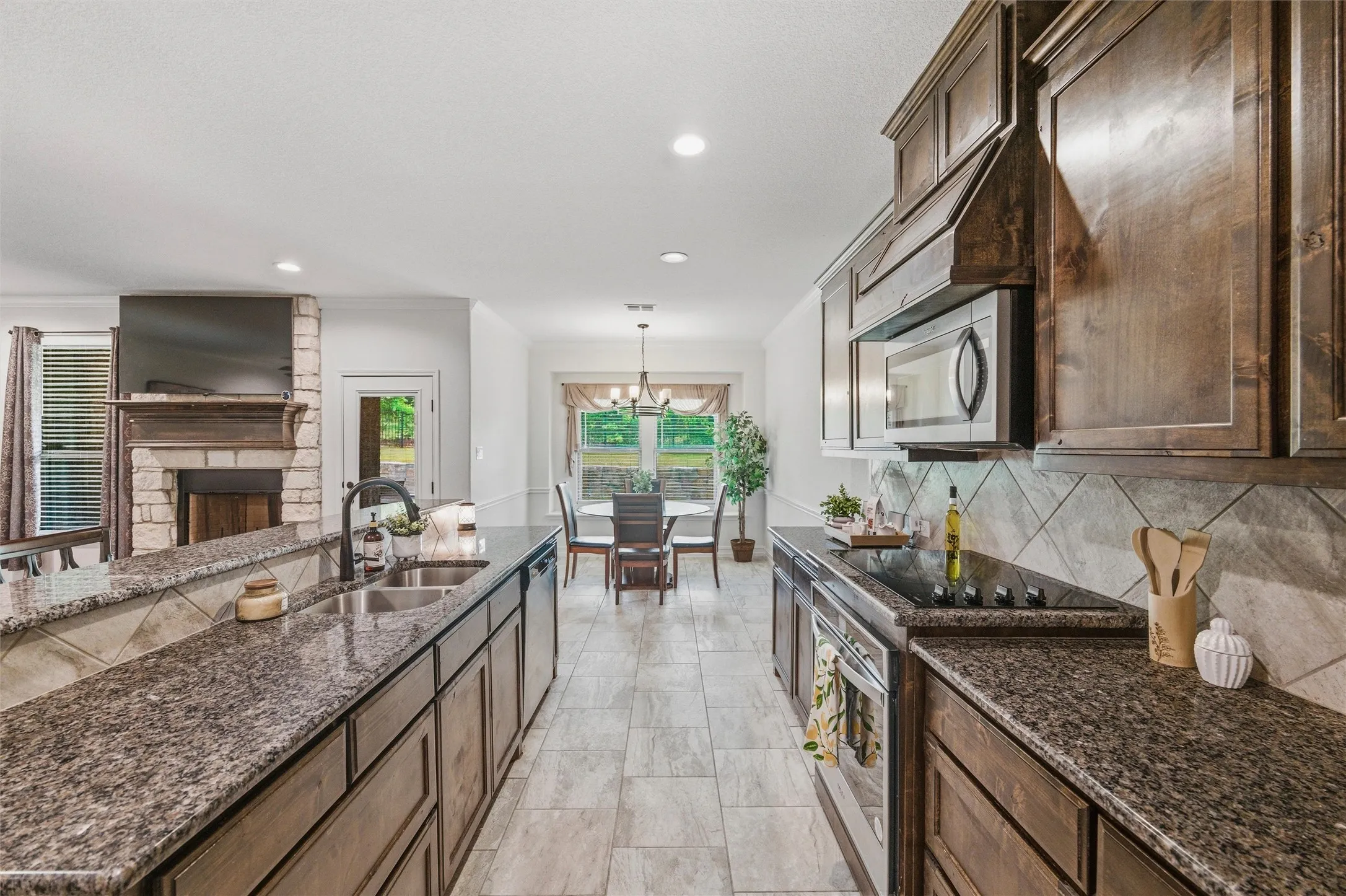 Single Family Residence For Rent in Johnson County , 2501 Bunker Hill Drive, Burleson, Texas 76028, 4 Bedroom, 3 Bathroom, 2 Garage spaces, 2,553 Sqft, built in 2021, mls#21384419, Real Estate Agent in Burleson, Homes For Rent in Johnson county, Homes For Rent in Burleson, Realtor in Burleson Texas, Real Estate Brokerage Independent Realty Texas, Luminita Cordes Realtor
