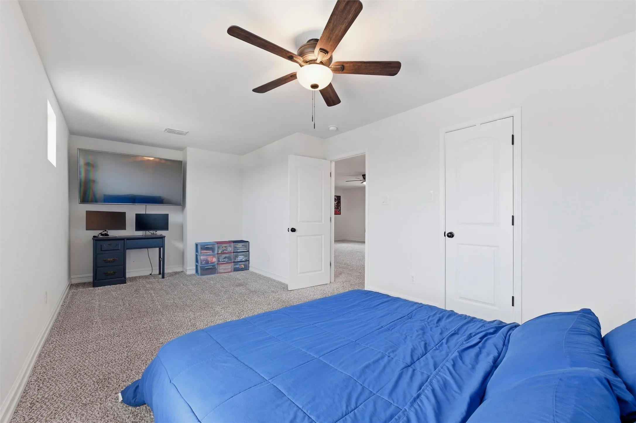 Single Family Residence For Rent in Johnson County , 2501 Bunker Hill Drive, Burleson, Texas 76028, 4 Bedroom, 3 Bathroom, 2 Garage spaces, 2,553 Sqft, built in 2021, mls#21384419, Real Estate Agent in Burleson, Homes For Rent in Johnson county, Homes For Rent in Burleson, Realtor in Burleson Texas, Real Estate Brokerage Independent Realty Texas, Luminita Cordes Realtor