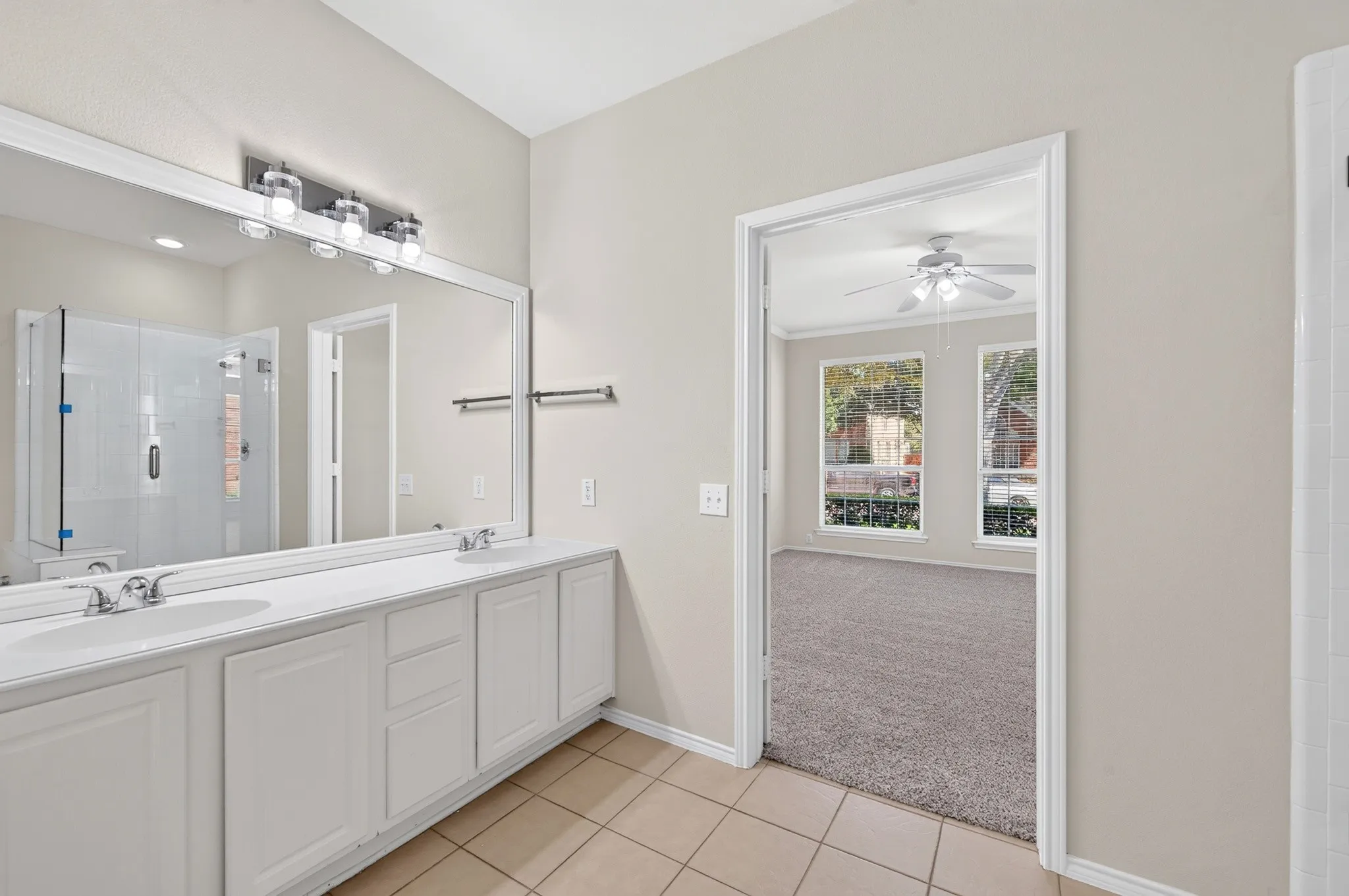 Single Family Residence For Sale in Collin County , 6883 Winston Drive, Frisco, Texas 75035, 3 Bedroom, 3 Bathroom, 2 Garage spaces, 2,004 Sqft, built in 2000, mls#21394967, Real Estate Agent in Frisco, Homes For Sale in Collin county, Homes For Sale in Frisco, Realtor in Frisco Texas, Real Estate Brokerage Independent Realty Texas, Luminita Cordes Realtor
