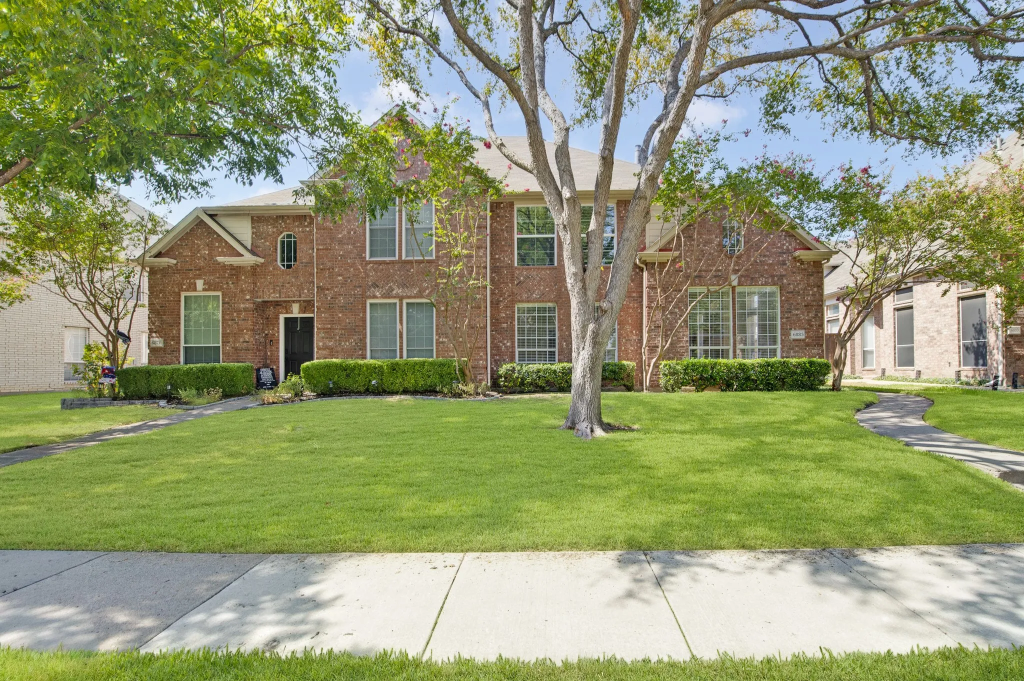Single Family Residence For Sale