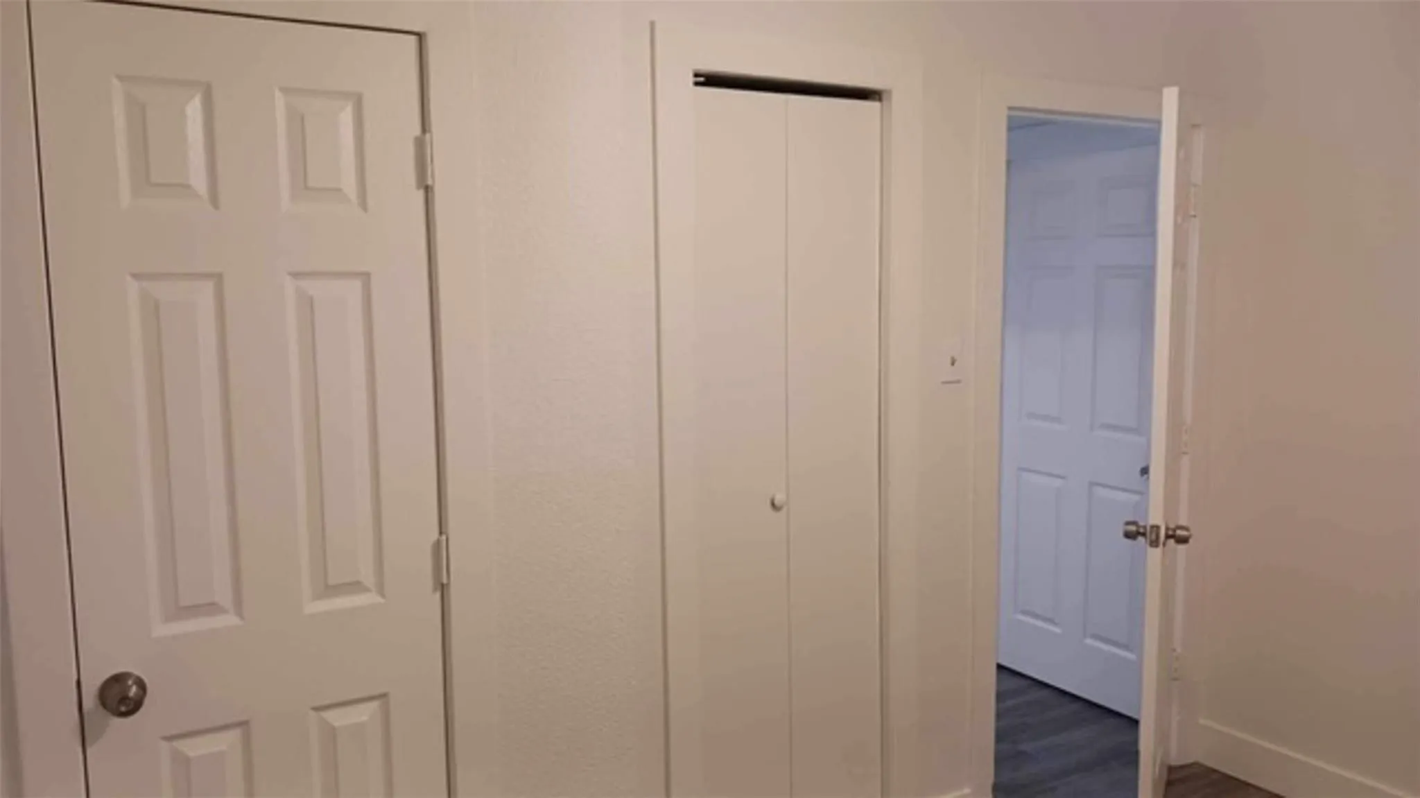 Single Family Residence For Rent in Grayson County , 706 E Acheson Road, Denison, Texas 75021, 2 Bedroom, 1 Bathroom, Garage spaces, 672 Sqft, built in 1940, mls#21395499, Real Estate Agent in Denison, Homes For Rent in Grayson county, Homes For Rent in Denison, Realtor in Denison Texas, Real Estate Brokerage Independent Realty Texas, Luminita Cordes Realtor
