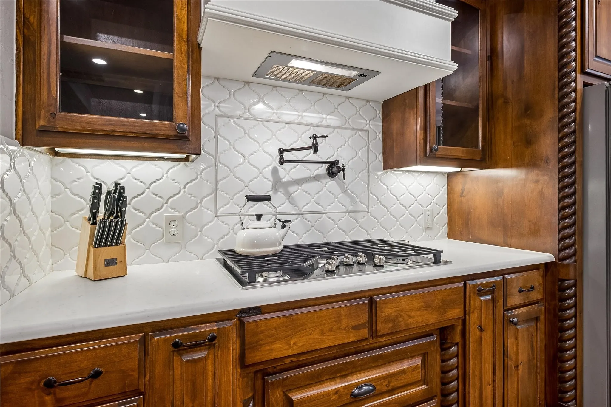 Single Family Residence For Sale in Tarrant County , 512 Clear Vista Drive, Trophy Club, Texas 76262, 4 Bedroom, 5 Bathroom, 3 Garage spaces, 4,139 Sqft, built in 2013, mls#21385388, Real Estate Agent in Trophy Club, Homes For Sale in Tarrant county, Homes For Sale in Trophy Club, Realtor in Trophy Club Texas, Real Estate Brokerage Independent Realty Texas, Luminita Cordes Realtor