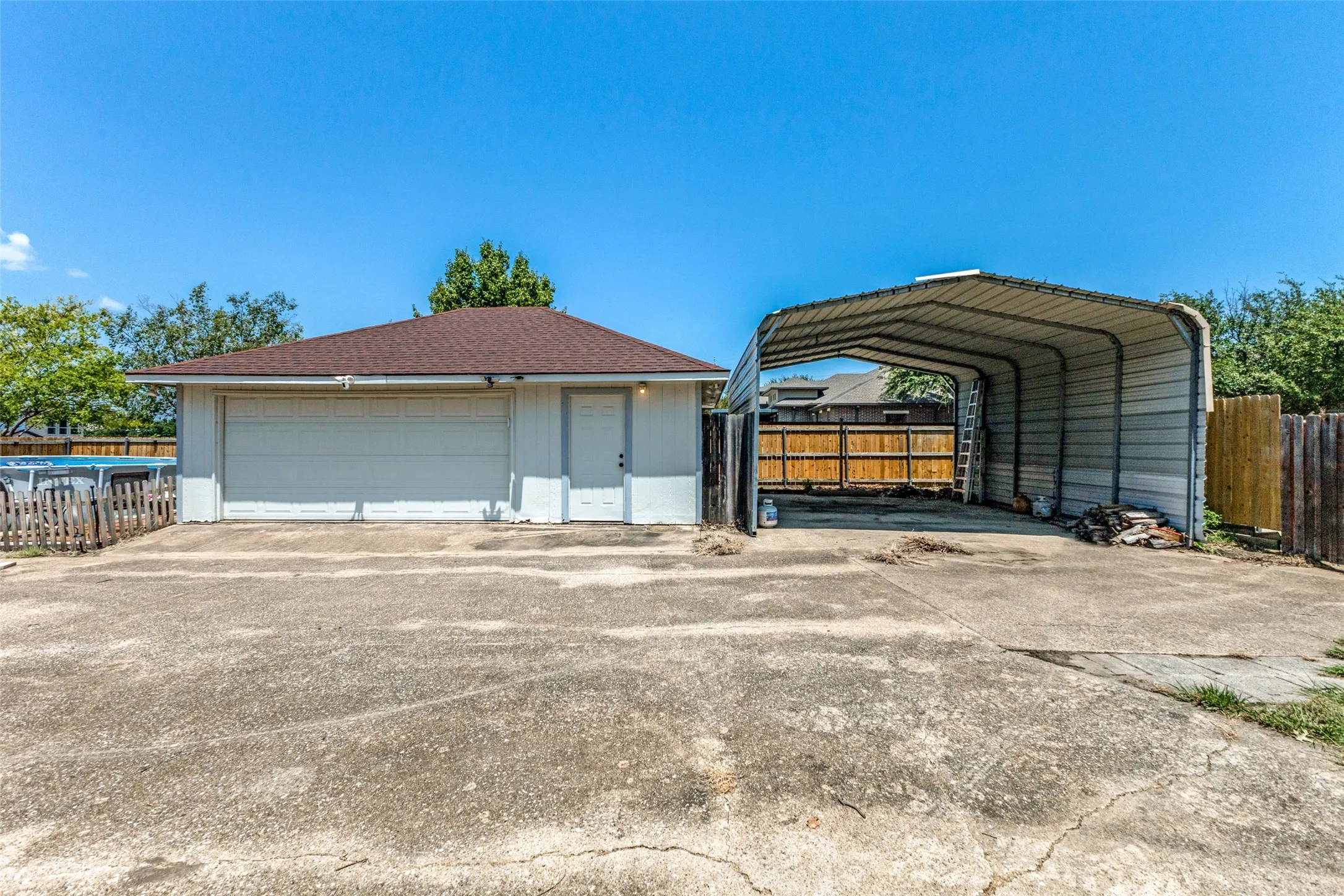 Single Family Residence For Rent in Collin County , 204 N W A Allen Boulevard, Wylie, Texas 75098, 3 Bedroom, 2 Bathroom, 4 Garage spaces, 1,455 Sqft, built in 1987, mls#21395501, Real Estate Agent in Wylie, Homes For Rent in Collin county, Homes For Rent in Wylie, Realtor in Wylie Texas, Real Estate Brokerage Independent Realty Texas, Luminita Cordes Realtor