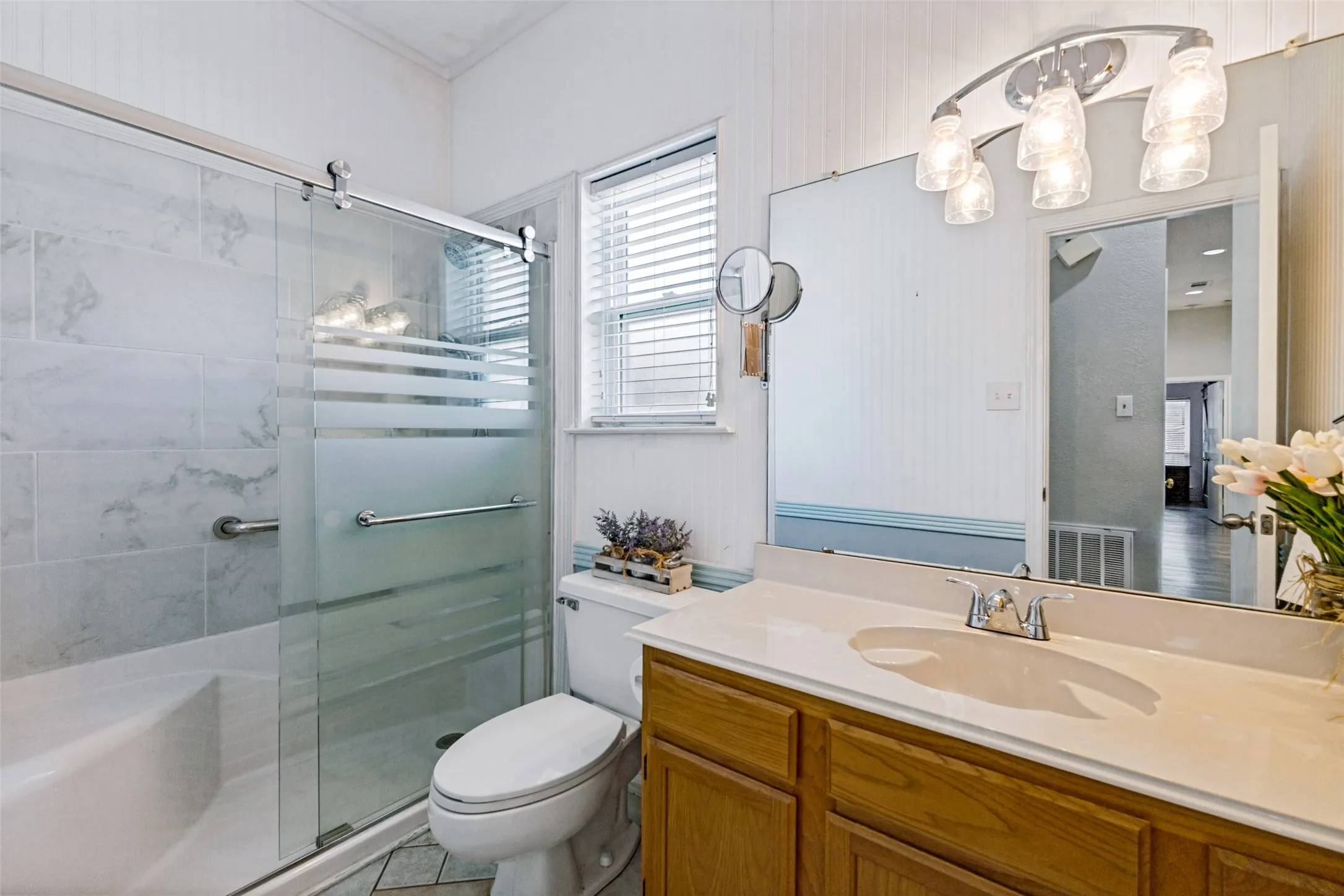 Single Family Residence For Rent in Collin County , 204 N W A Allen Boulevard, Wylie, Texas 75098, 3 Bedroom, 2 Bathroom, 4 Garage spaces, 1,455 Sqft, built in 1987, mls#21395501, Real Estate Agent in Wylie, Homes For Rent in Collin county, Homes For Rent in Wylie, Realtor in Wylie Texas, Real Estate Brokerage Independent Realty Texas, Luminita Cordes Realtor