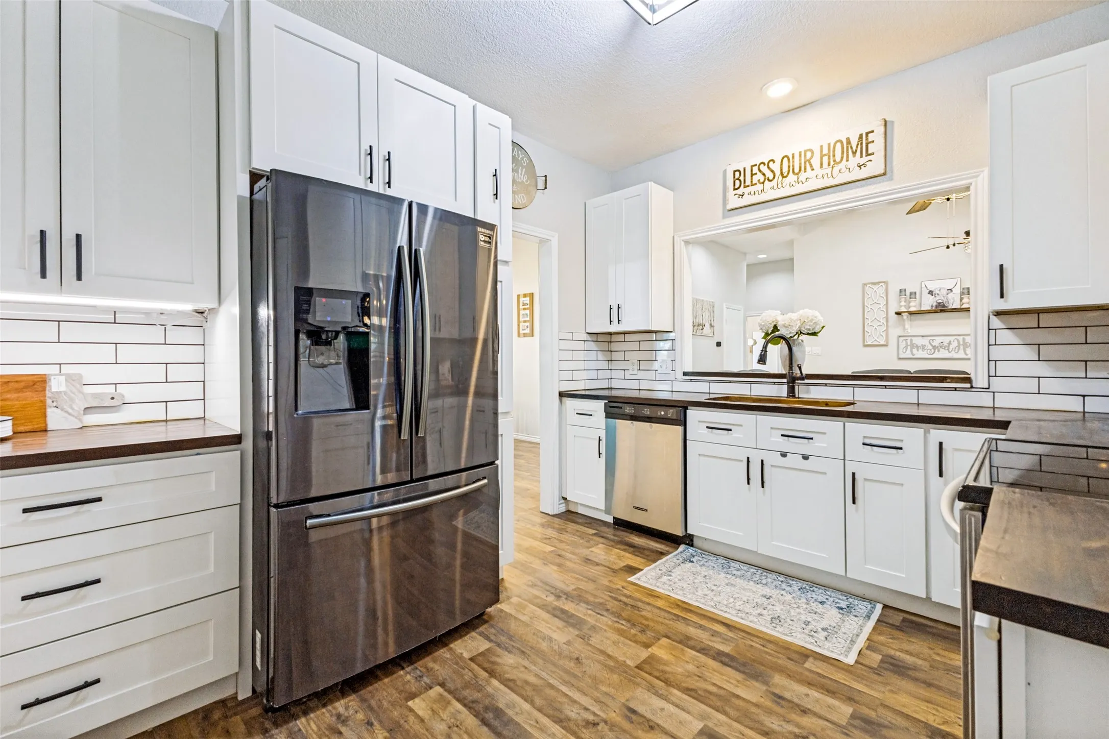 Single Family Residence For Rent in Collin County , 204 N W A Allen Boulevard, Wylie, Texas 75098, 3 Bedroom, 2 Bathroom, 4 Garage spaces, 1,455 Sqft, built in 1987, mls#21395501, Real Estate Agent in Wylie, Homes For Rent in Collin county, Homes For Rent in Wylie, Realtor in Wylie Texas, Real Estate Brokerage Independent Realty Texas, Luminita Cordes Realtor